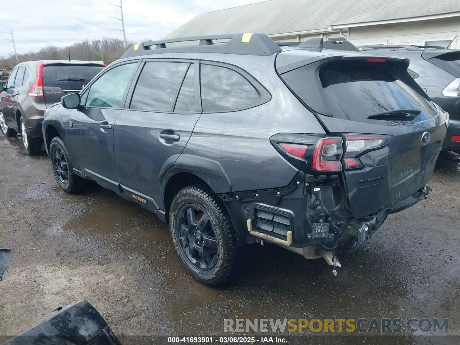 3 Photograph of a damaged car 4S4BTGUD9P3206122 SUBARU OUTBACK 2023