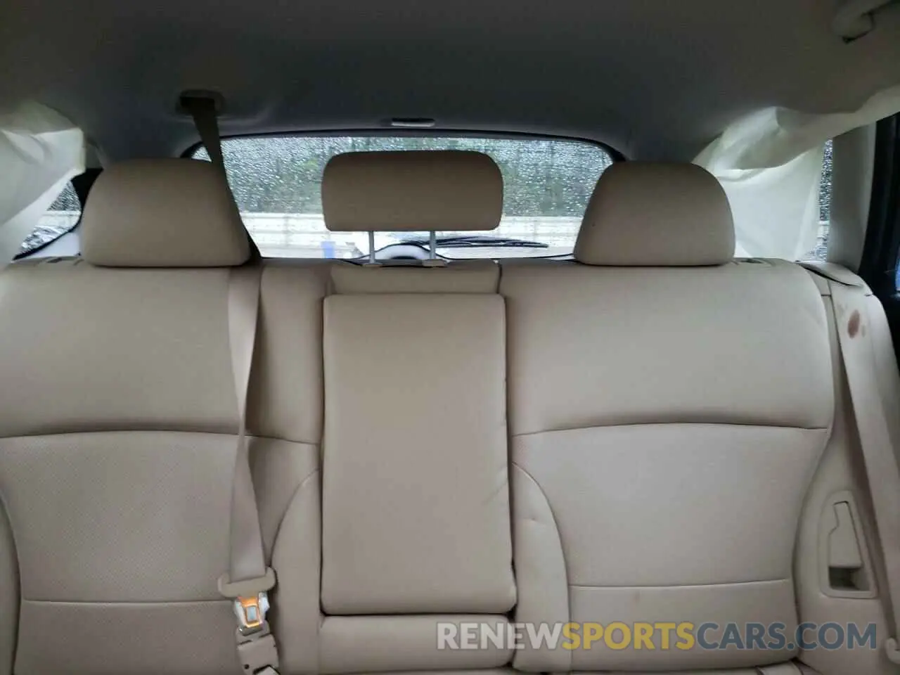10 Photograph of a damaged car 4S4BSANC9F3263845 SUBARU OUTBACK 2024