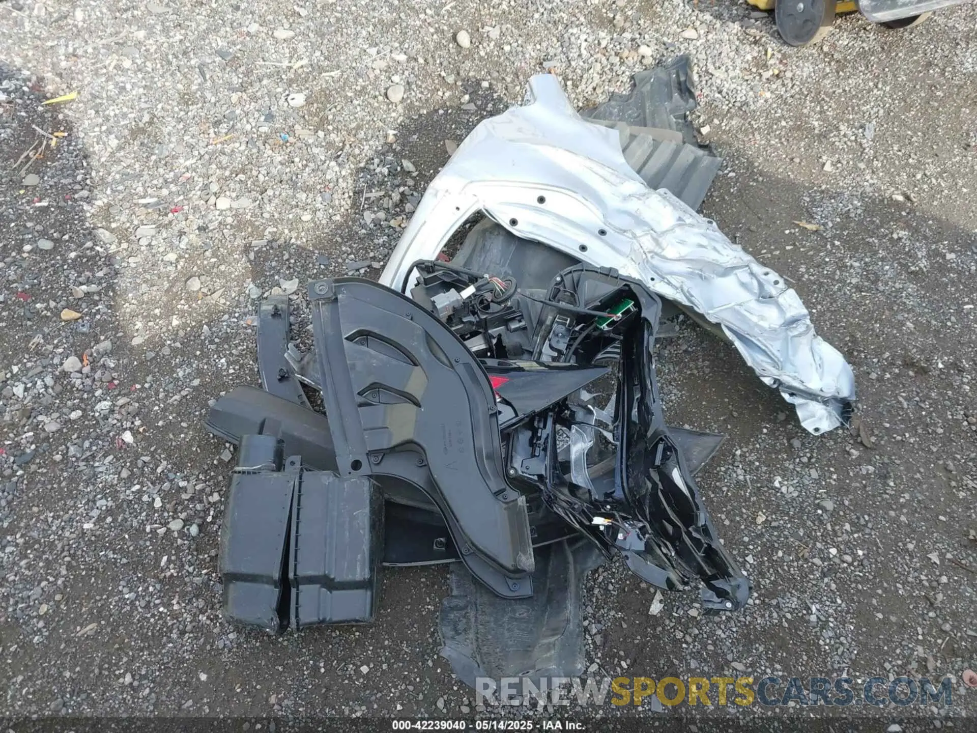 12 Photograph of a damaged car 4S4BTAAC4R3111706 SUBARU OUTBACK 2024