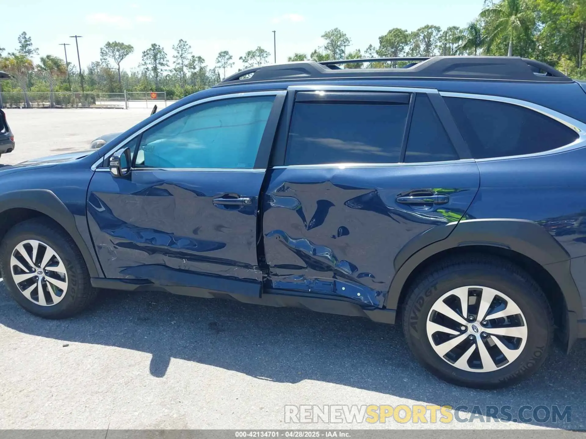6 Photograph of a damaged car 4S4BTACC6R3241239 SUBARU OUTBACK 2024