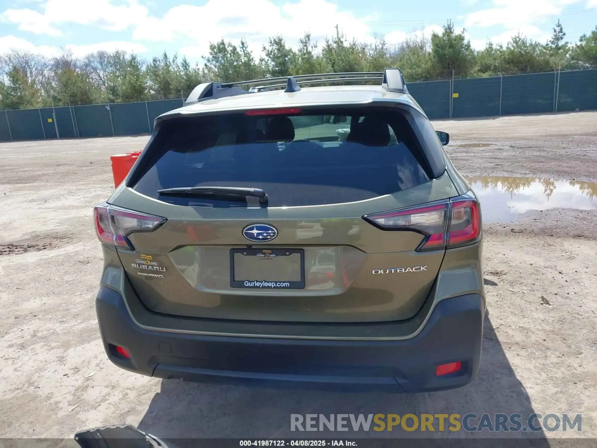 17 Photograph of a damaged car 4S4BTACC7R3226779 SUBARU OUTBACK 2024
