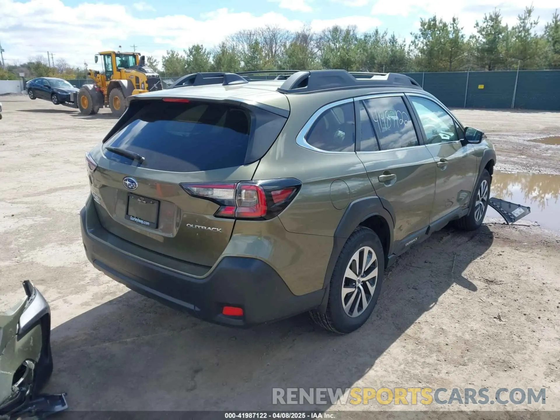 4 Photograph of a damaged car 4S4BTACC7R3226779 SUBARU OUTBACK 2024