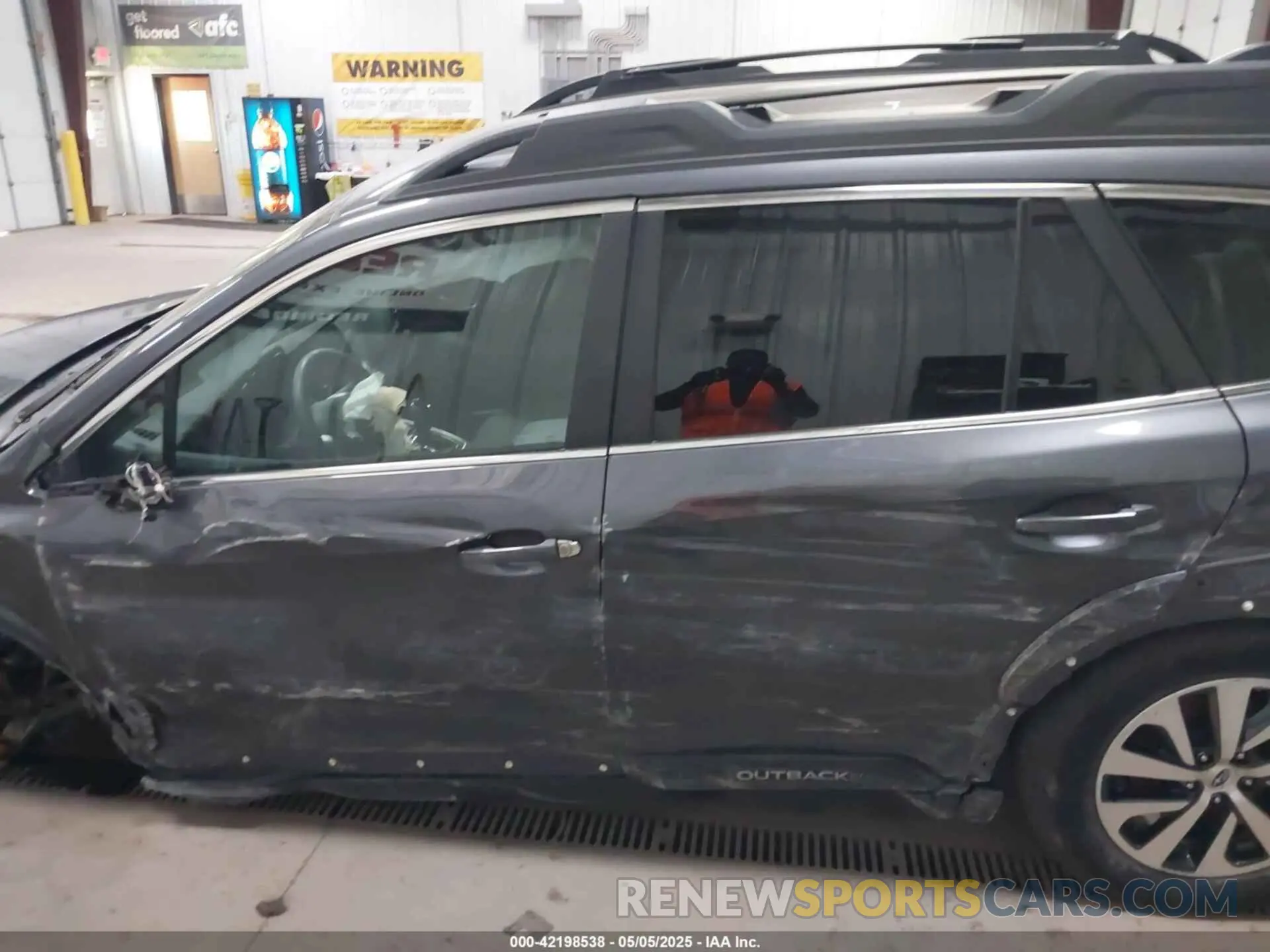 15 Photograph of a damaged car 4S4BTACC8R3259385 SUBARU OUTBACK 2024