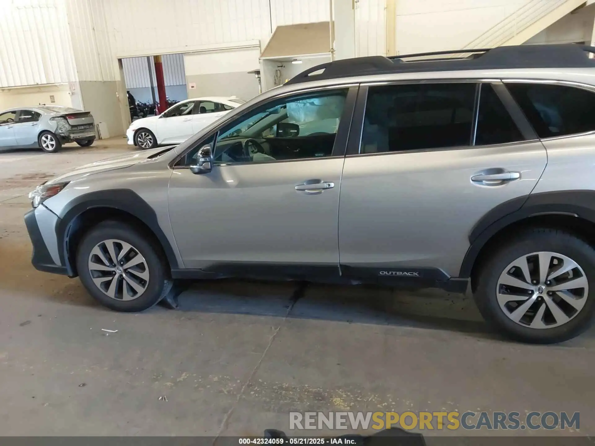 14 Photograph of a damaged car 4S4BTACC9R3154872 SUBARU OUTBACK 2024