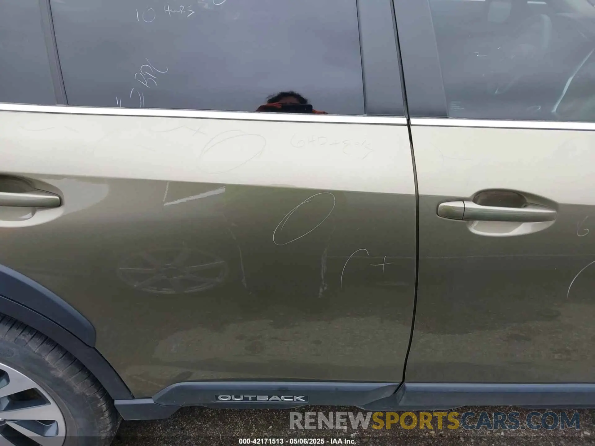 13 Photograph of a damaged car 4S4BTACC9R3286210 SUBARU OUTBACK 2024