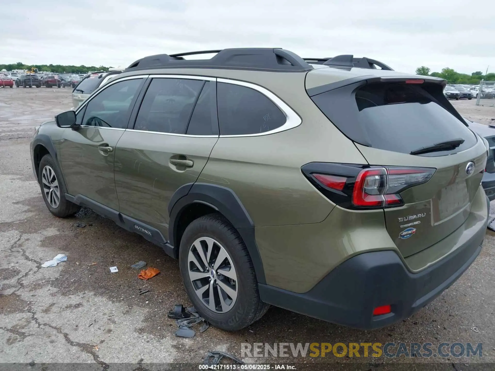 3 Photograph of a damaged car 4S4BTACC9R3286210 SUBARU OUTBACK 2024