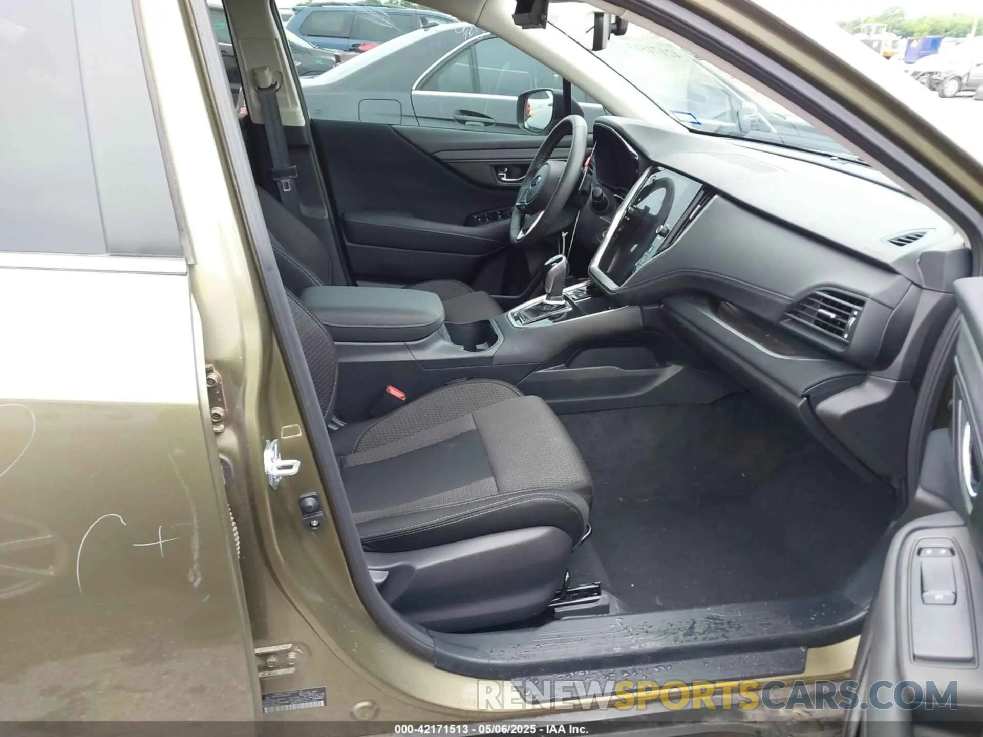 5 Photograph of a damaged car 4S4BTACC9R3286210 SUBARU OUTBACK 2024