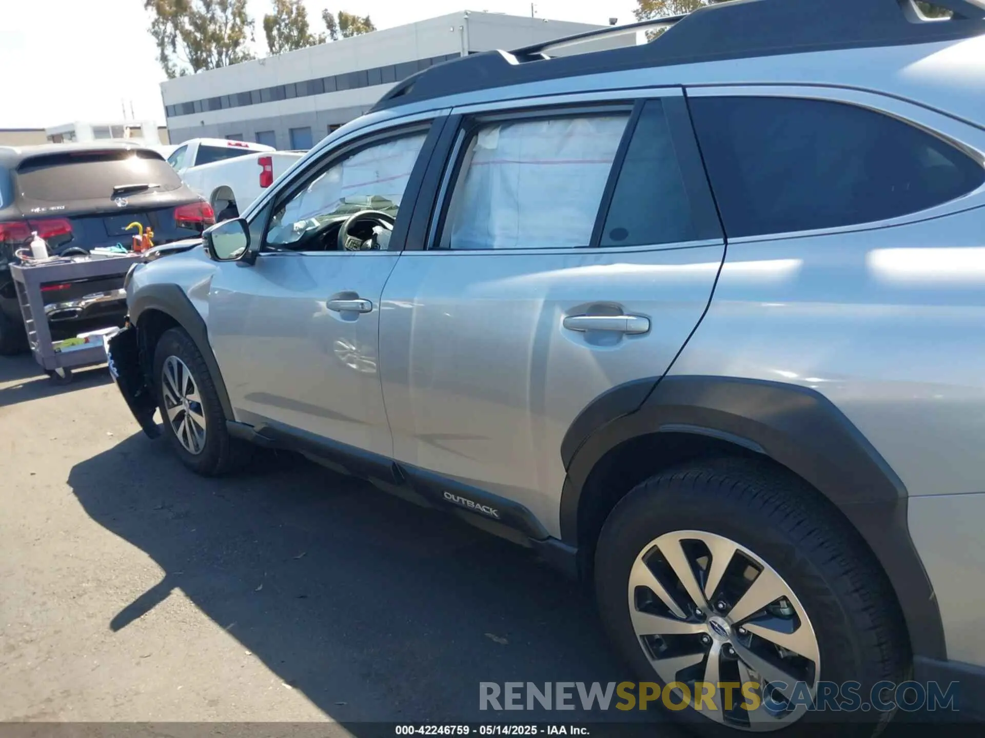14 Photograph of a damaged car 4S4BTADC1R3164648 SUBARU OUTBACK 2024