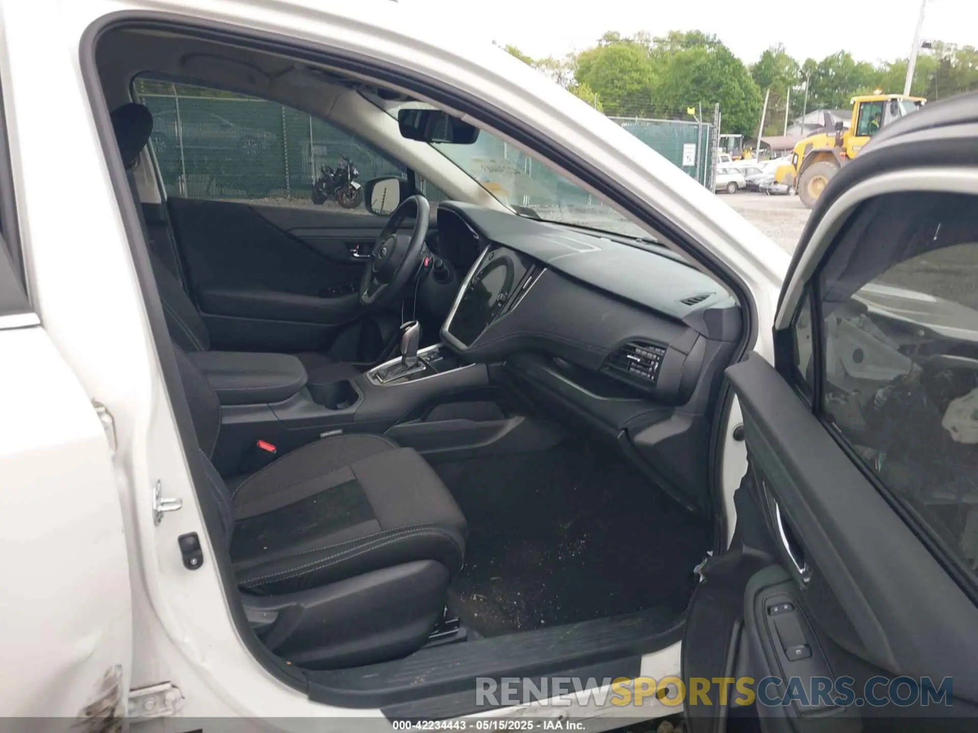 5 Photograph of a damaged car 4S4BTADC2R3213551 SUBARU OUTBACK 2024