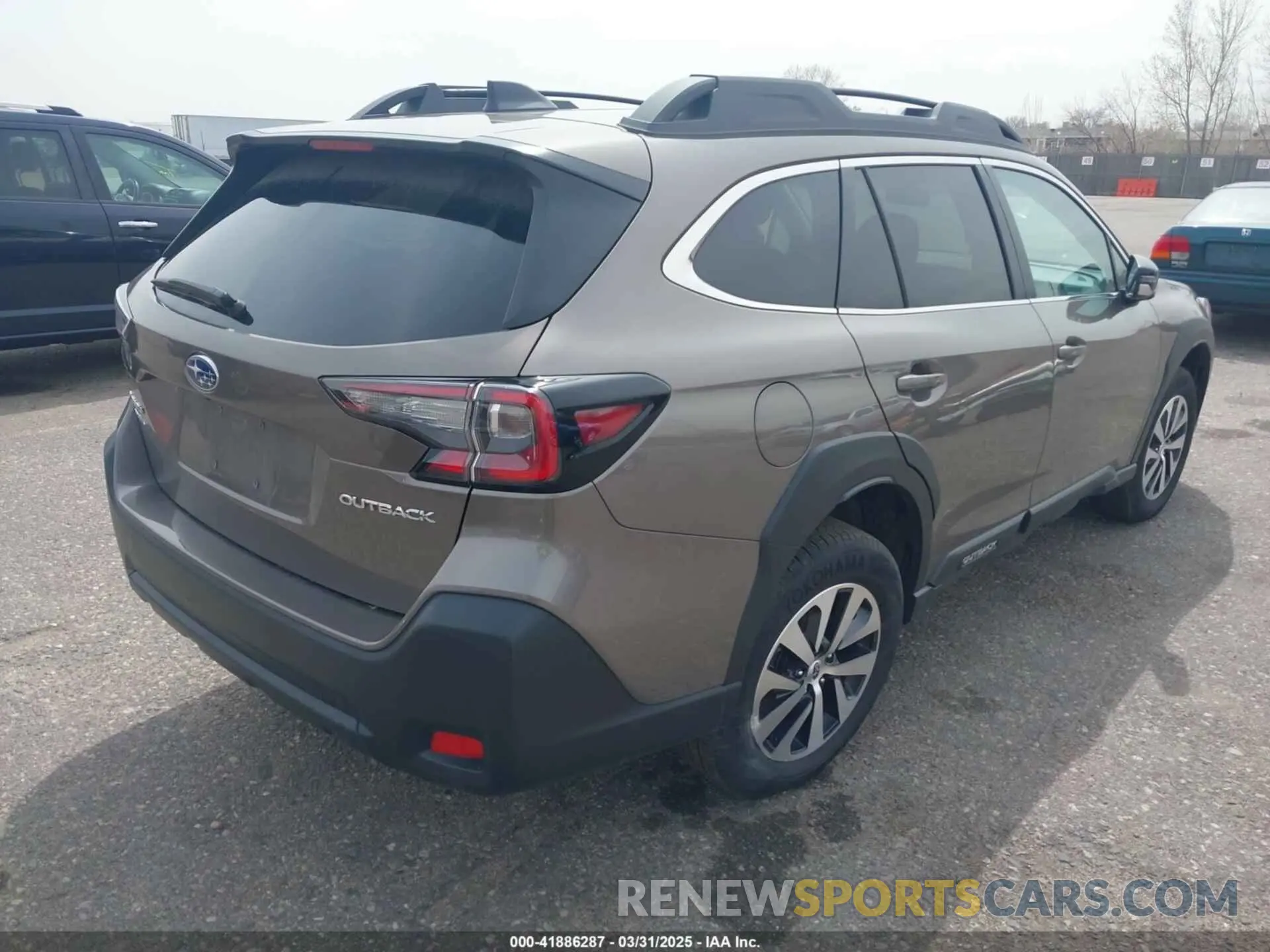 4 Photograph of a damaged car 4S4BTADC2R3223304 SUBARU OUTBACK 2024