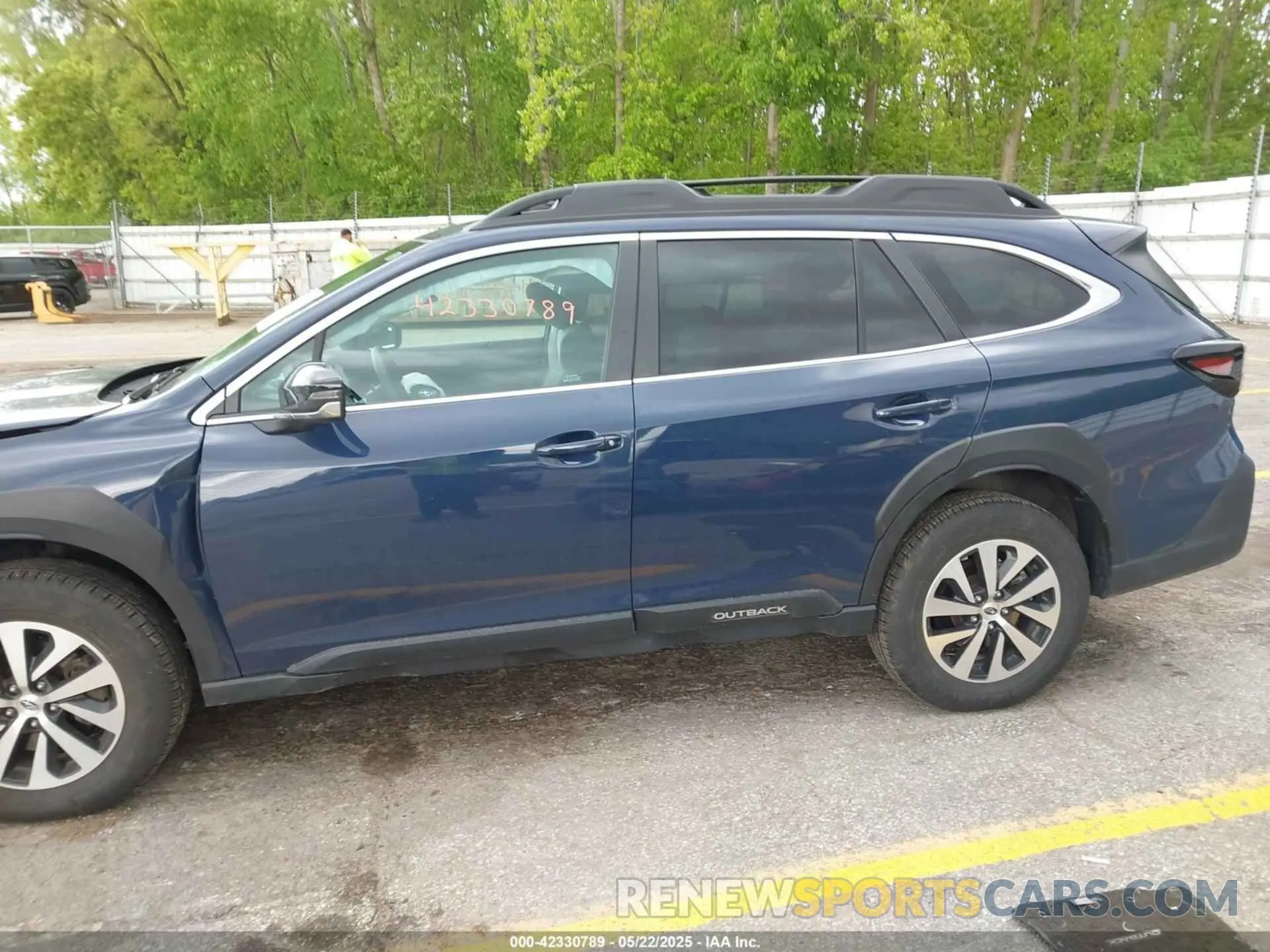 14 Photograph of a damaged car 4S4BTADC3R3291191 SUBARU OUTBACK 2024