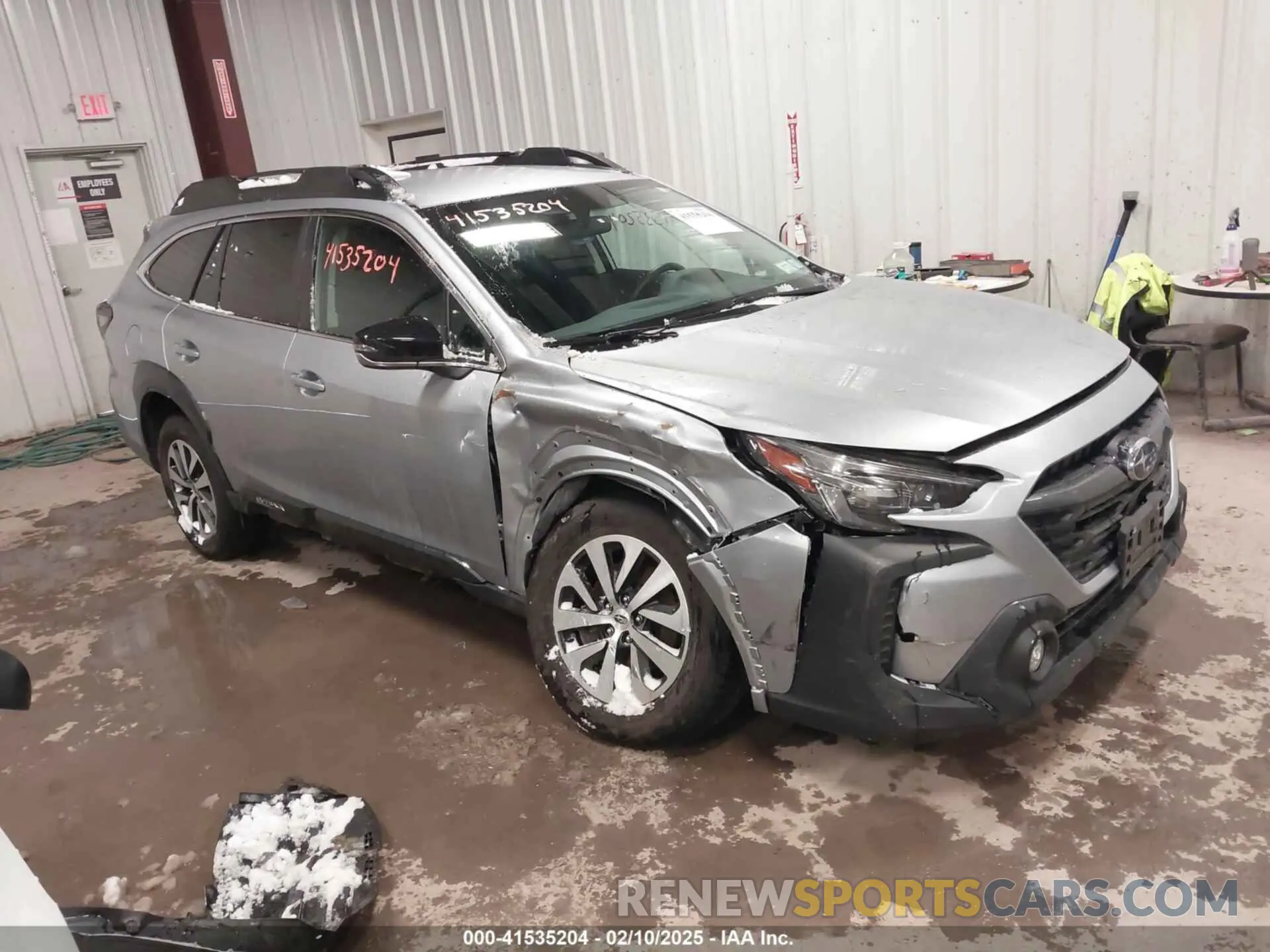1 Photograph of a damaged car 4S4BTADC5R3200826 SUBARU OUTBACK 2024
