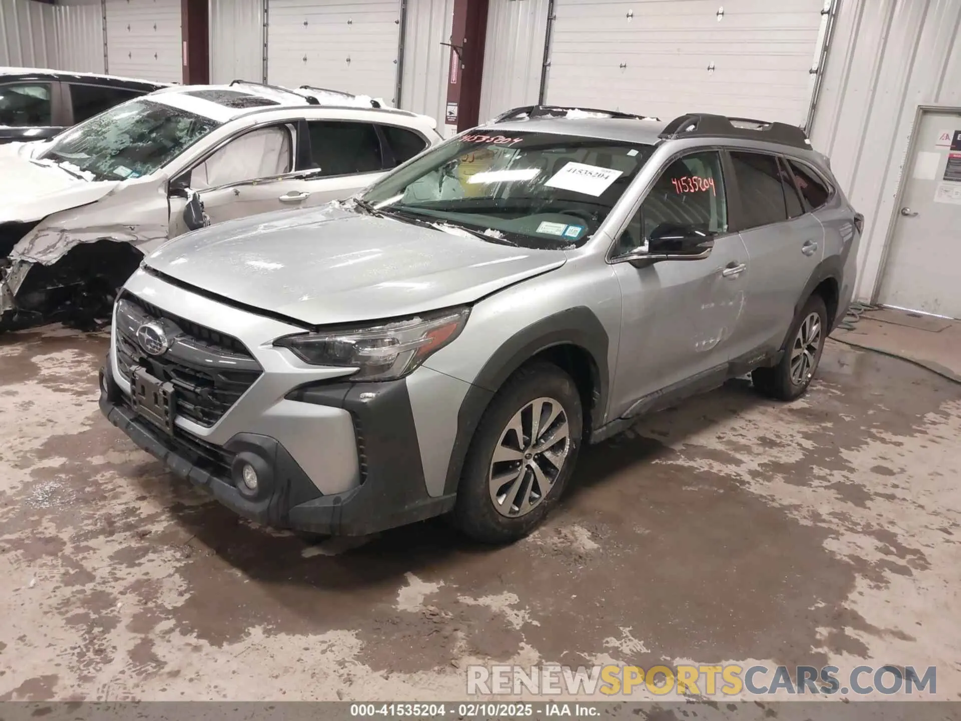 2 Photograph of a damaged car 4S4BTADC5R3200826 SUBARU OUTBACK 2024