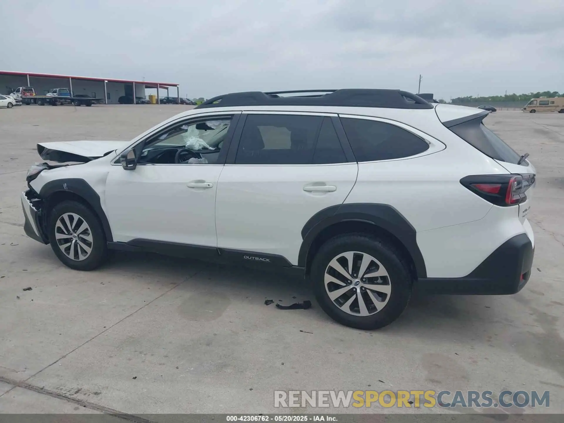 13 Photograph of a damaged car 4S4BTADC9R3121661 SUBARU OUTBACK 2024