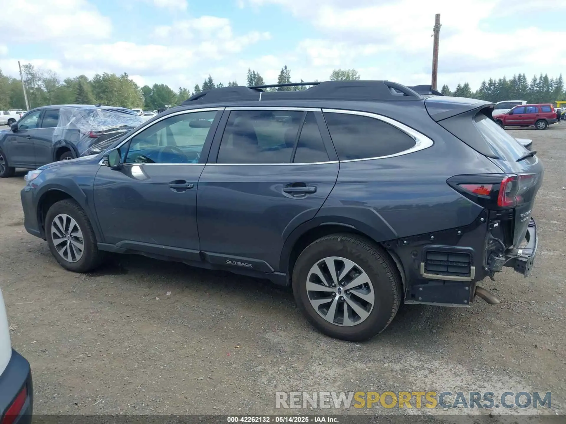 15 Photograph of a damaged car 4S4BTADCXR3190794 SUBARU OUTBACK 2024
