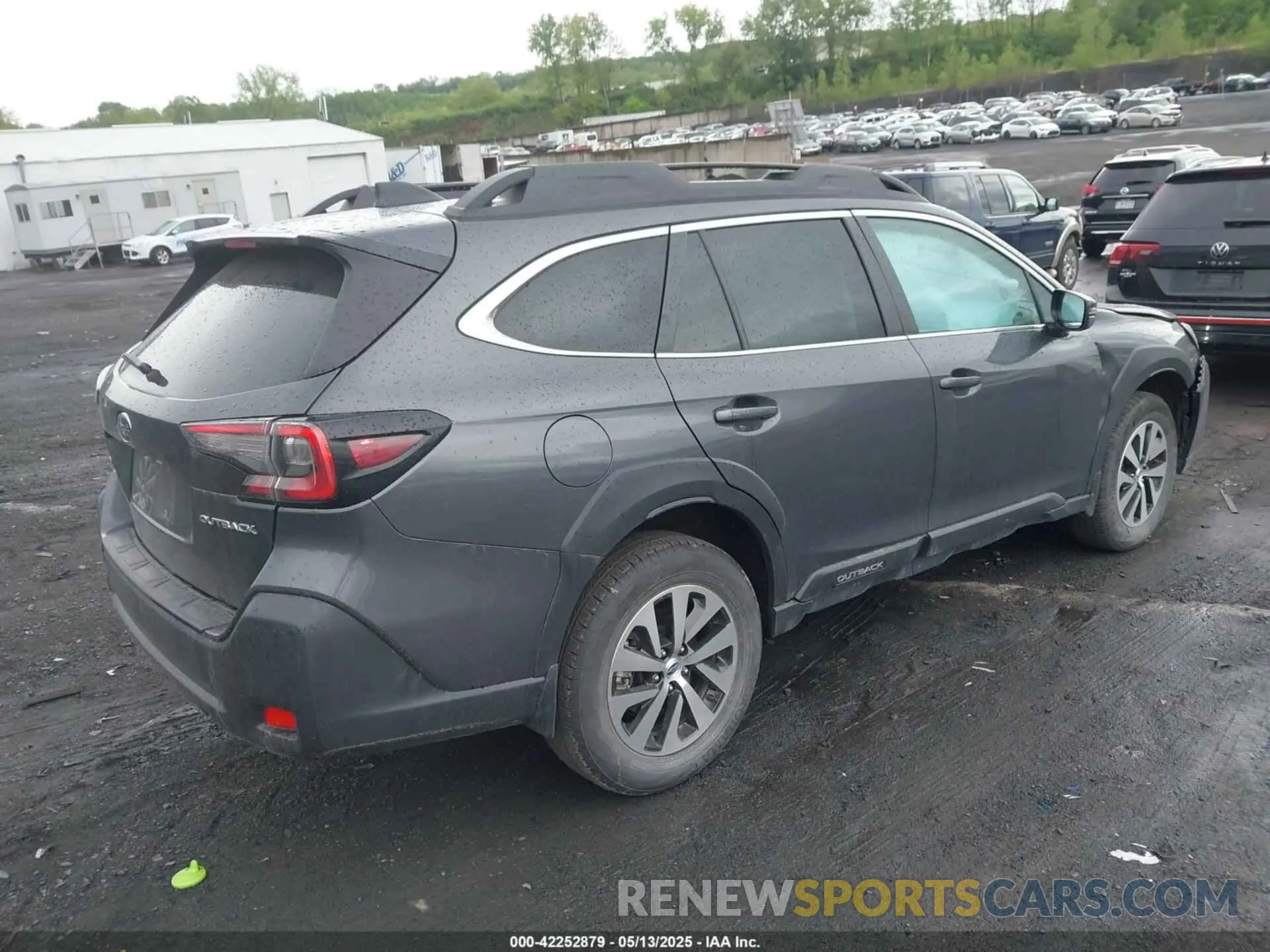 4 Photograph of a damaged car 4S4BTAFC0R3182331 SUBARU OUTBACK 2024