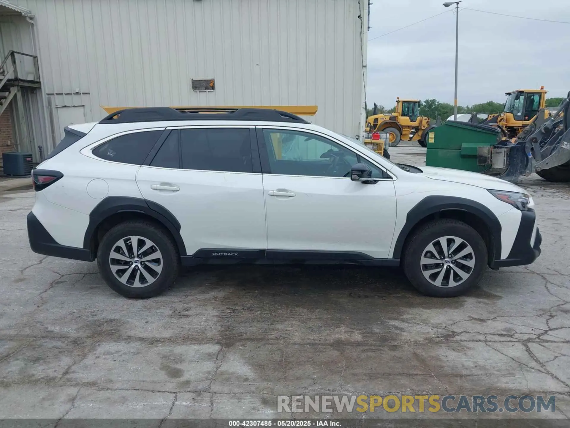 13 Photograph of a damaged car 4S4BTAFC2R3135320 SUBARU OUTBACK 2024