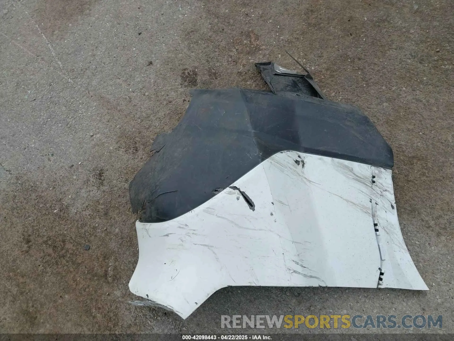 12 Photograph of a damaged car 4S4BTAFC2R3143515 SUBARU OUTBACK 2024