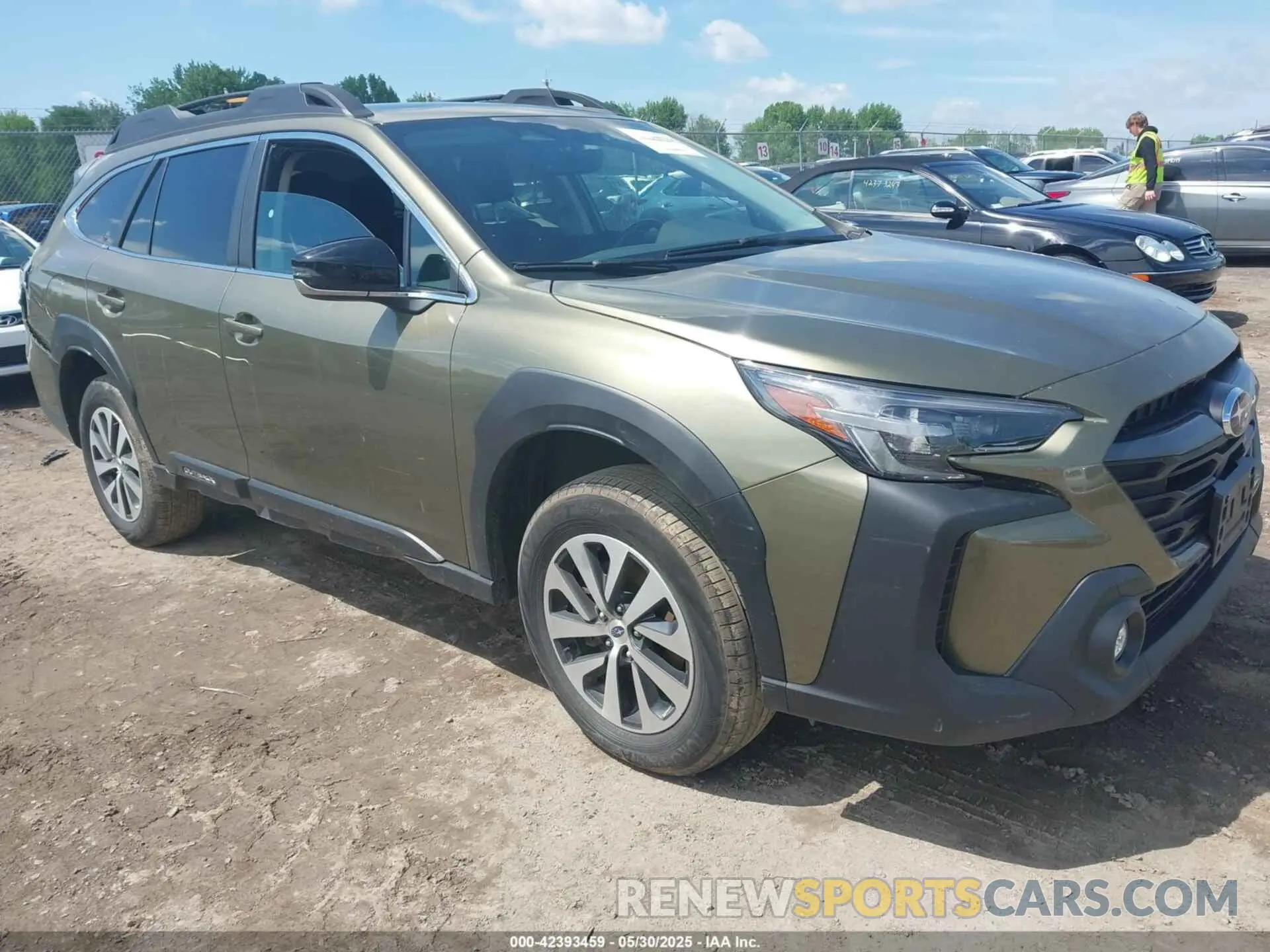 1 Photograph of a damaged car 4S4BTAFC2R3189619 SUBARU OUTBACK 2024