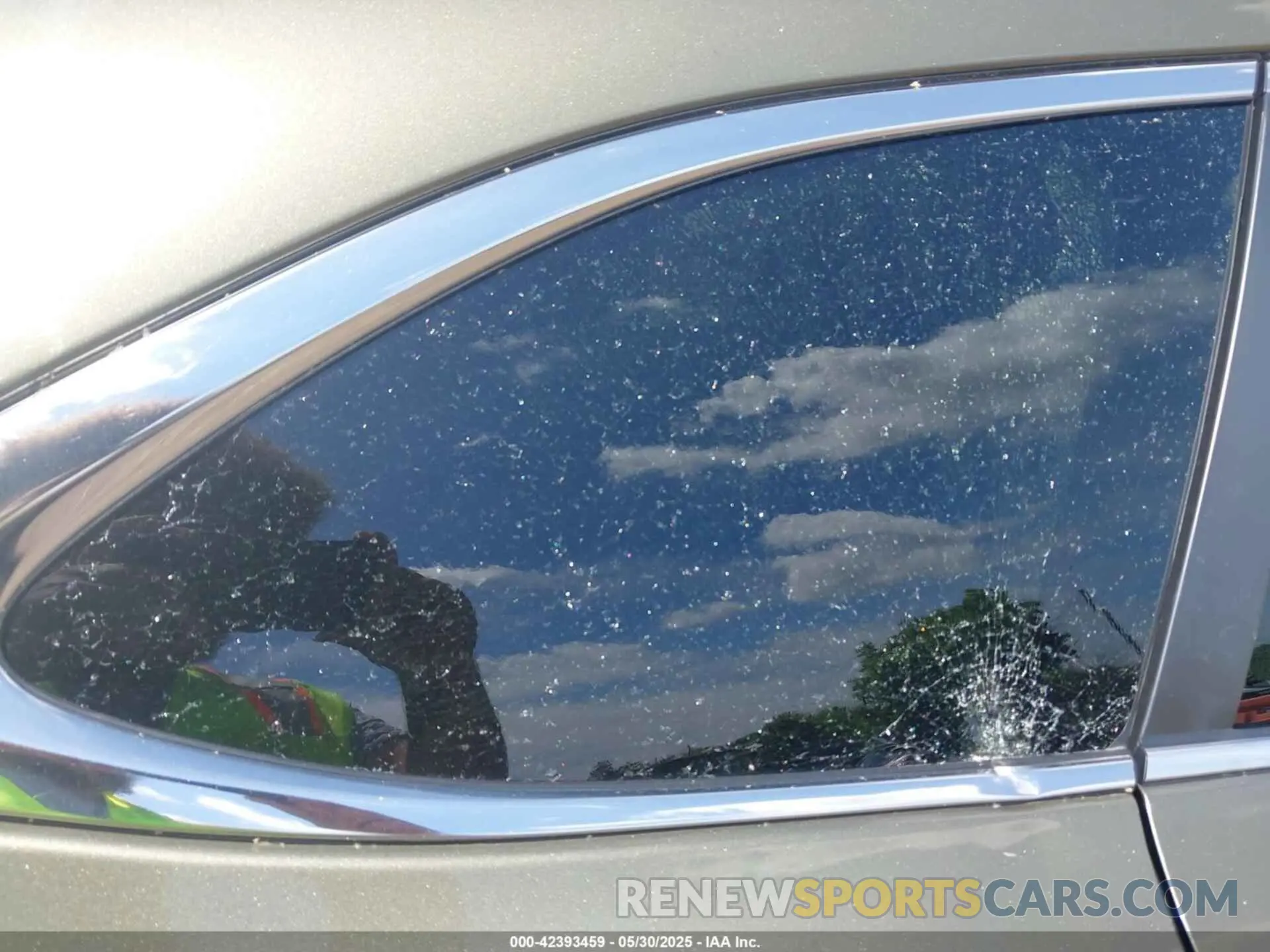 17 Photograph of a damaged car 4S4BTAFC2R3189619 SUBARU OUTBACK 2024