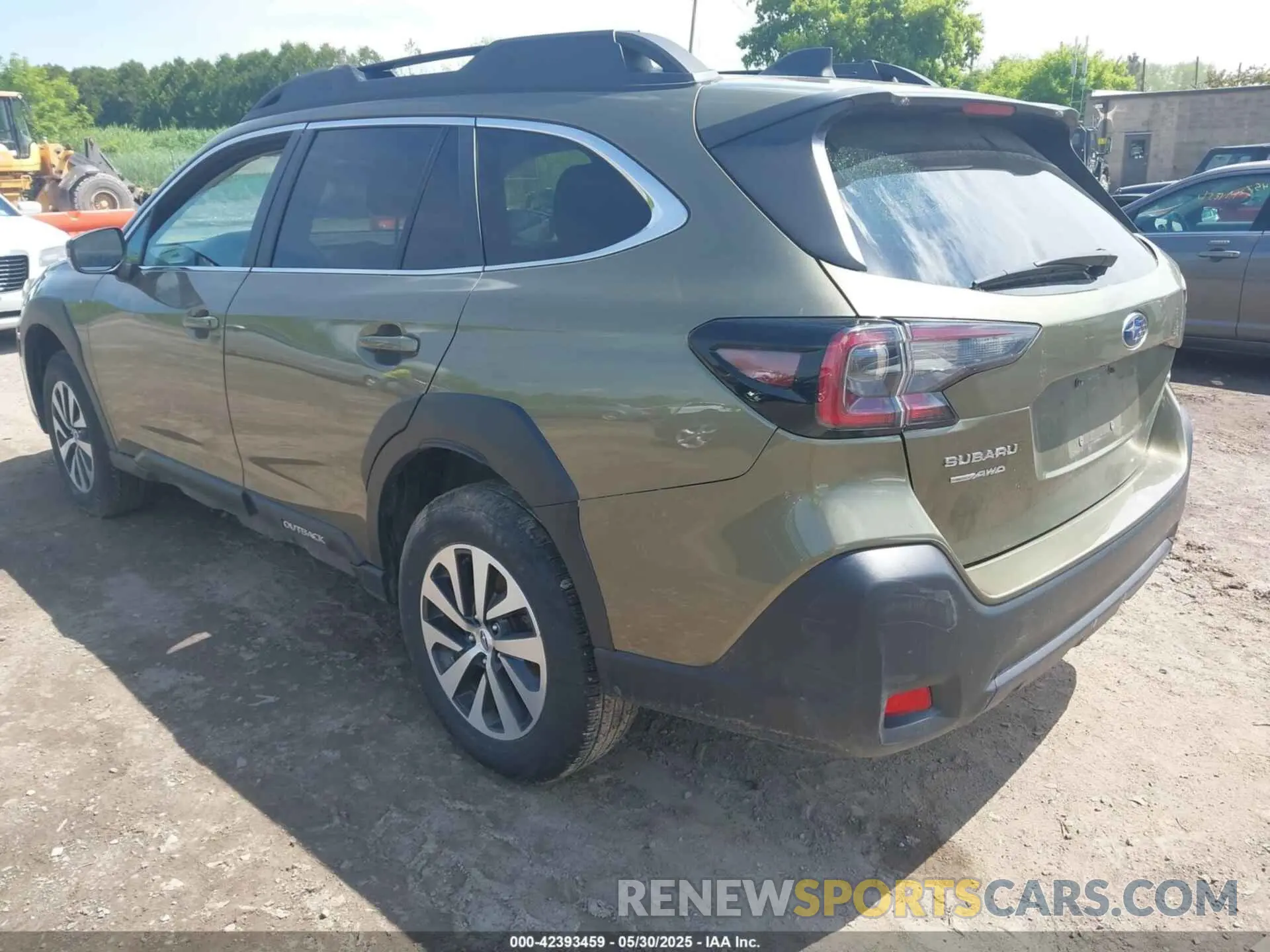 3 Photograph of a damaged car 4S4BTAFC2R3189619 SUBARU OUTBACK 2024