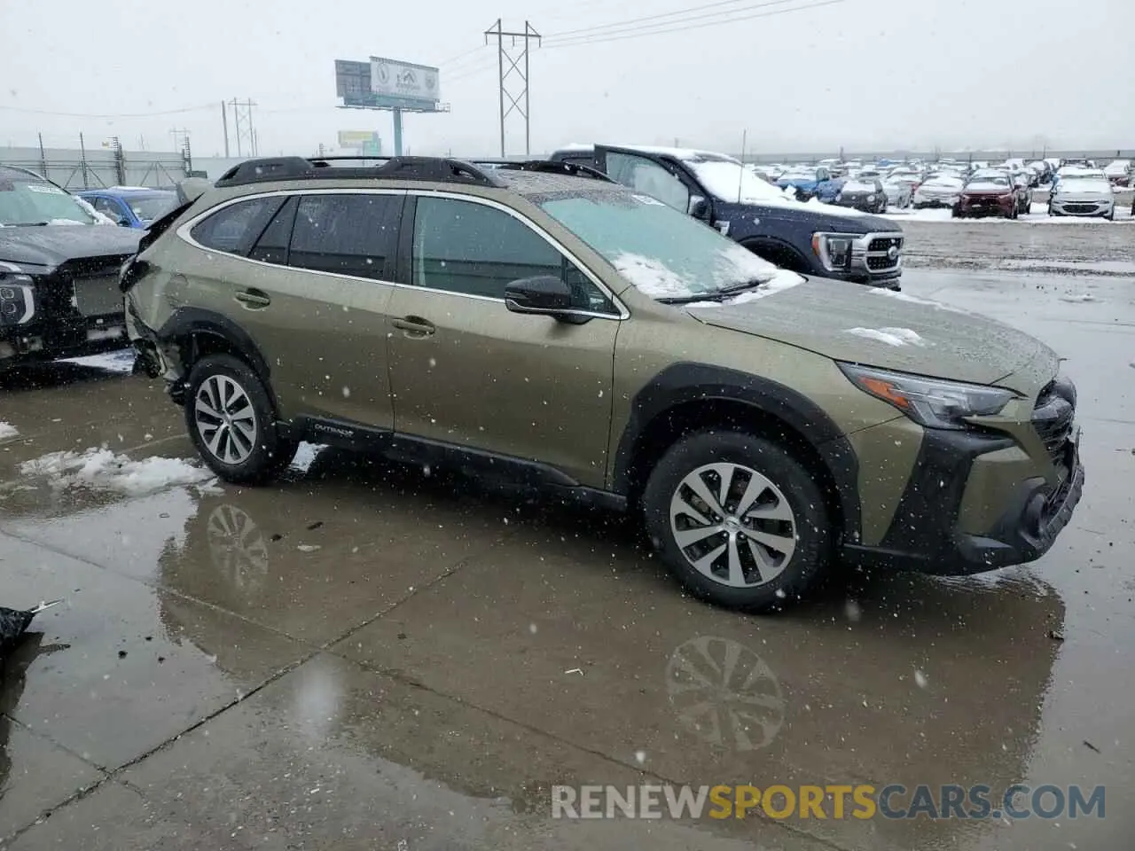 4 Photograph of a damaged car 4S4BTAFC3R3237502 SUBARU OUTBACK 2024