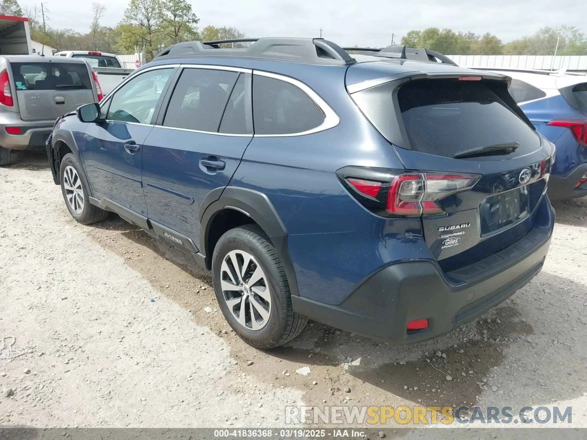 3 Photograph of a damaged car 4S4BTAFC5R3254480 SUBARU OUTBACK 2024