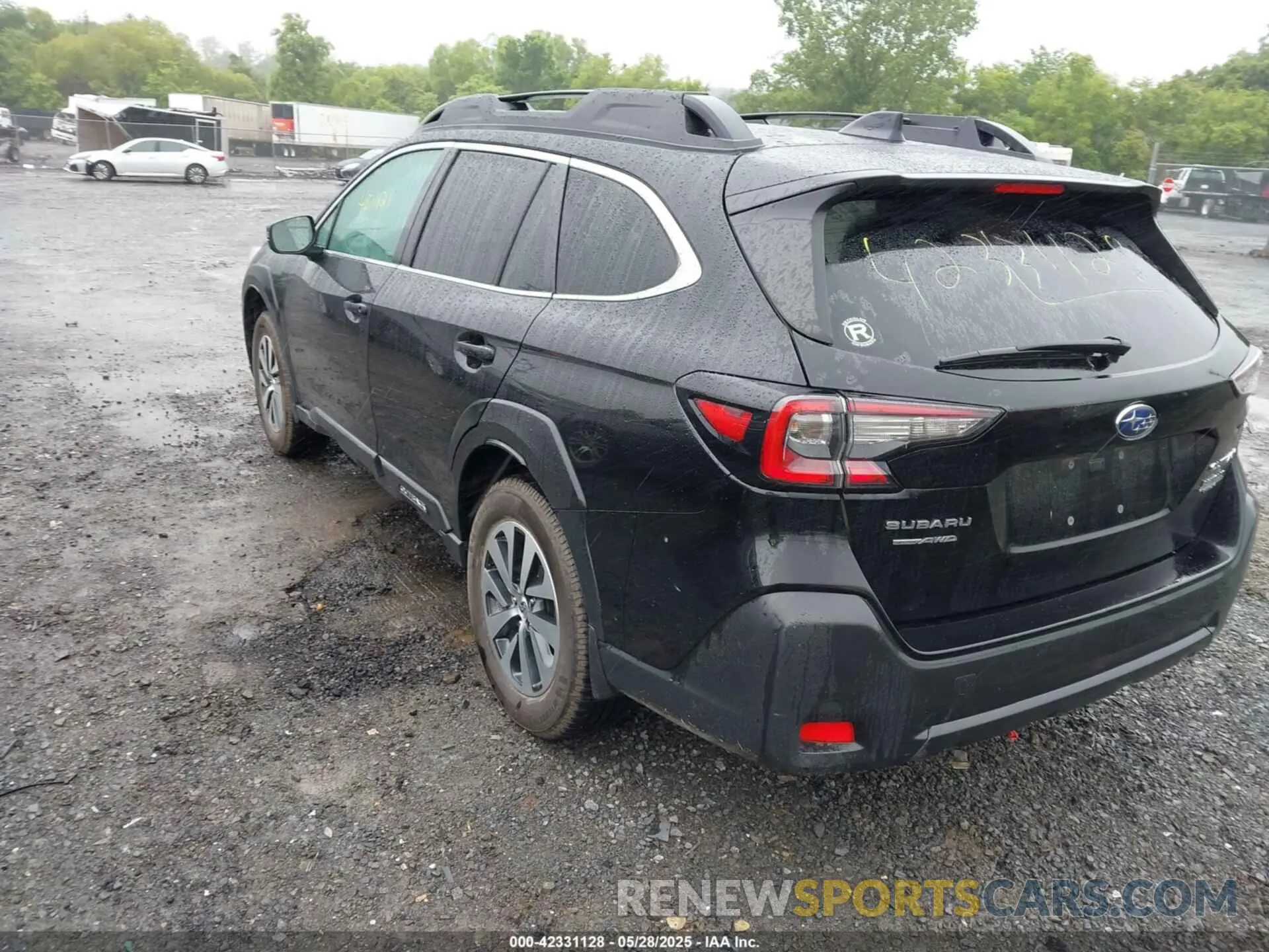 3 Photograph of a damaged car 4S4BTAFC6R3131819 SUBARU OUTBACK 2024