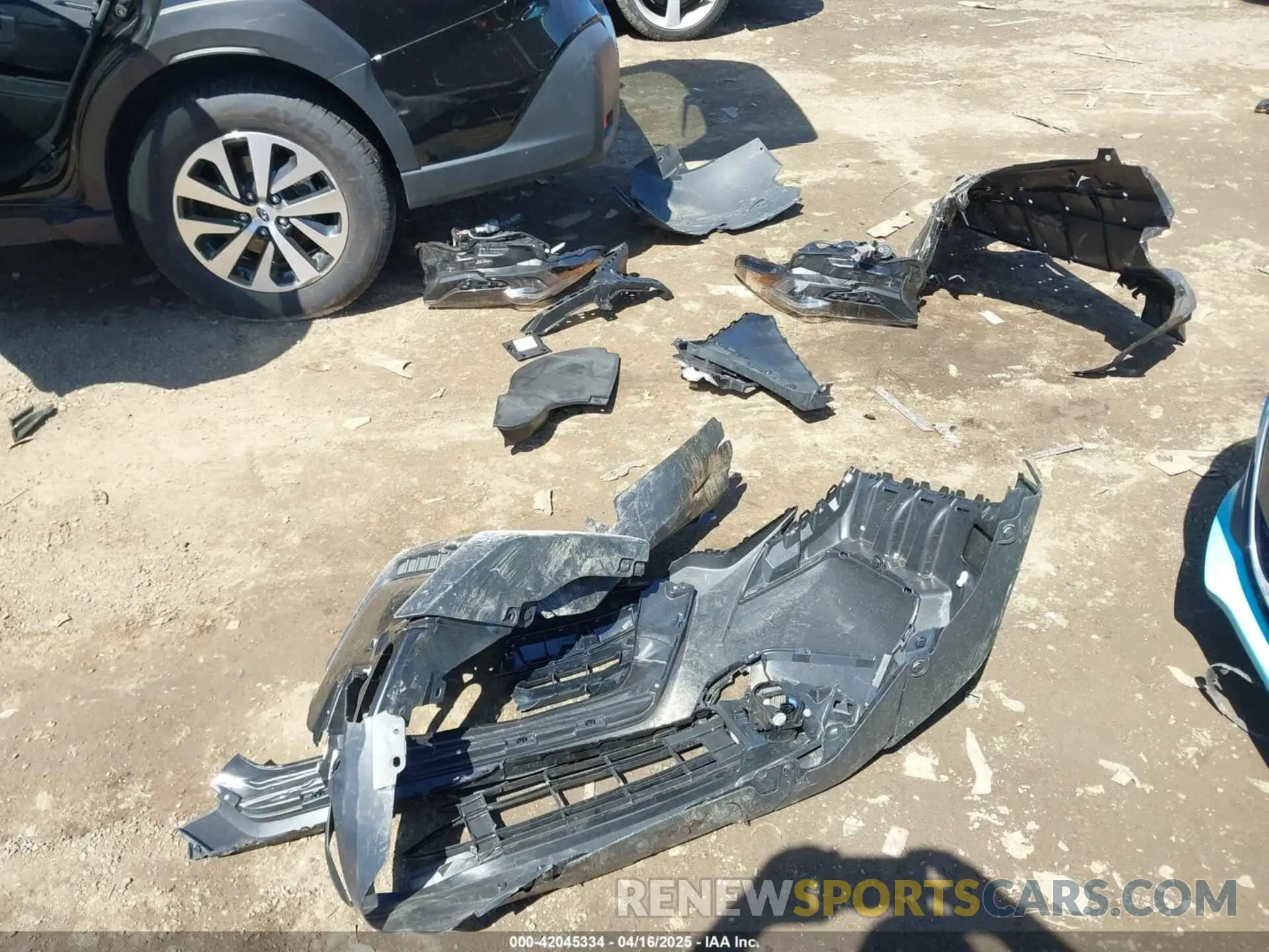 12 Photograph of a damaged car 4S4BTAFC7R3150735 SUBARU OUTBACK 2024
