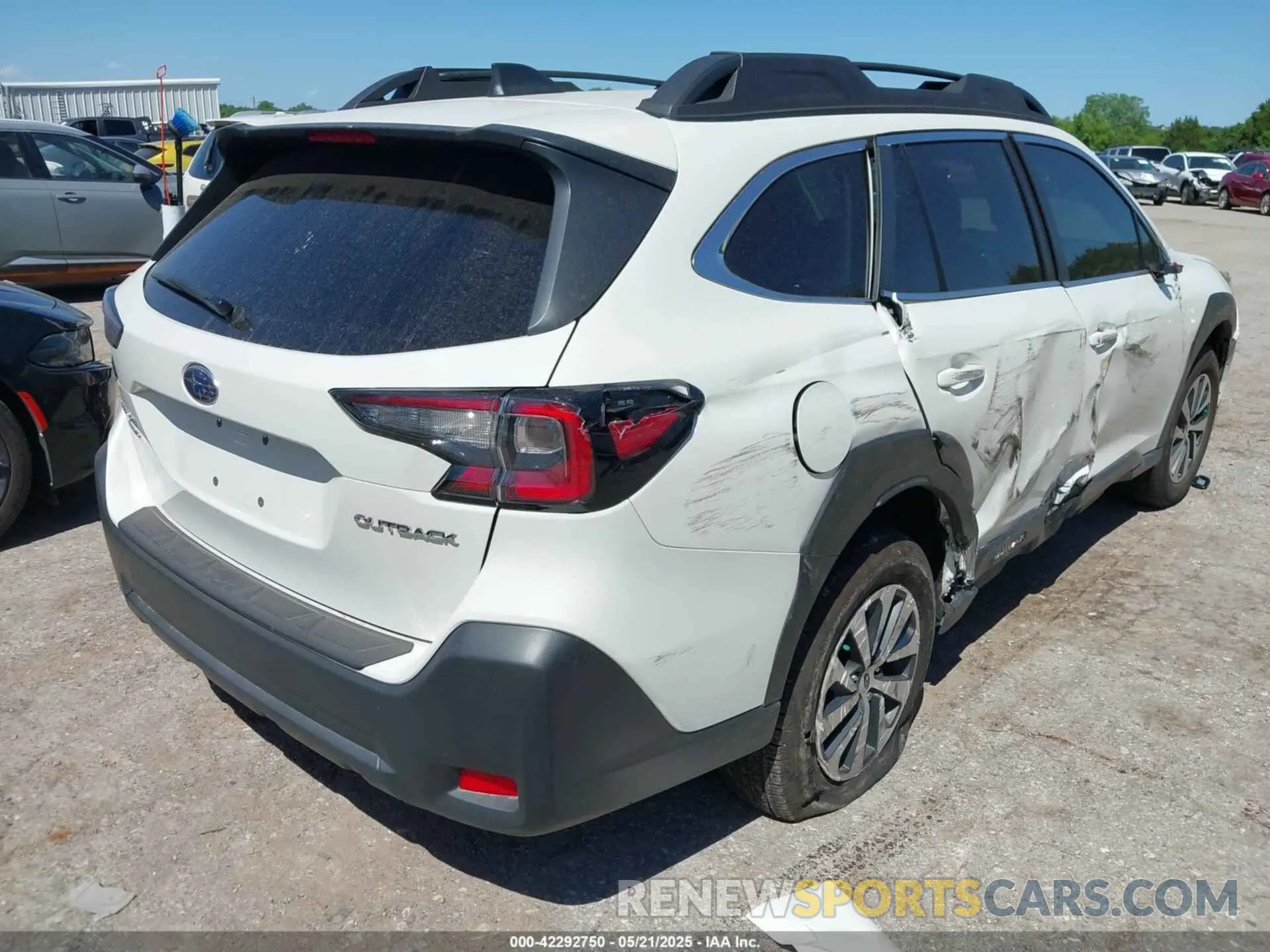 4 Photograph of a damaged car 4S4BTAFC9R3286610 SUBARU OUTBACK 2024