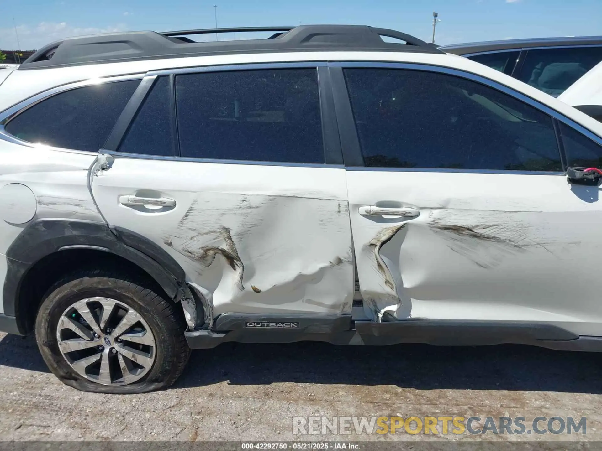 6 Photograph of a damaged car 4S4BTAFC9R3286610 SUBARU OUTBACK 2024