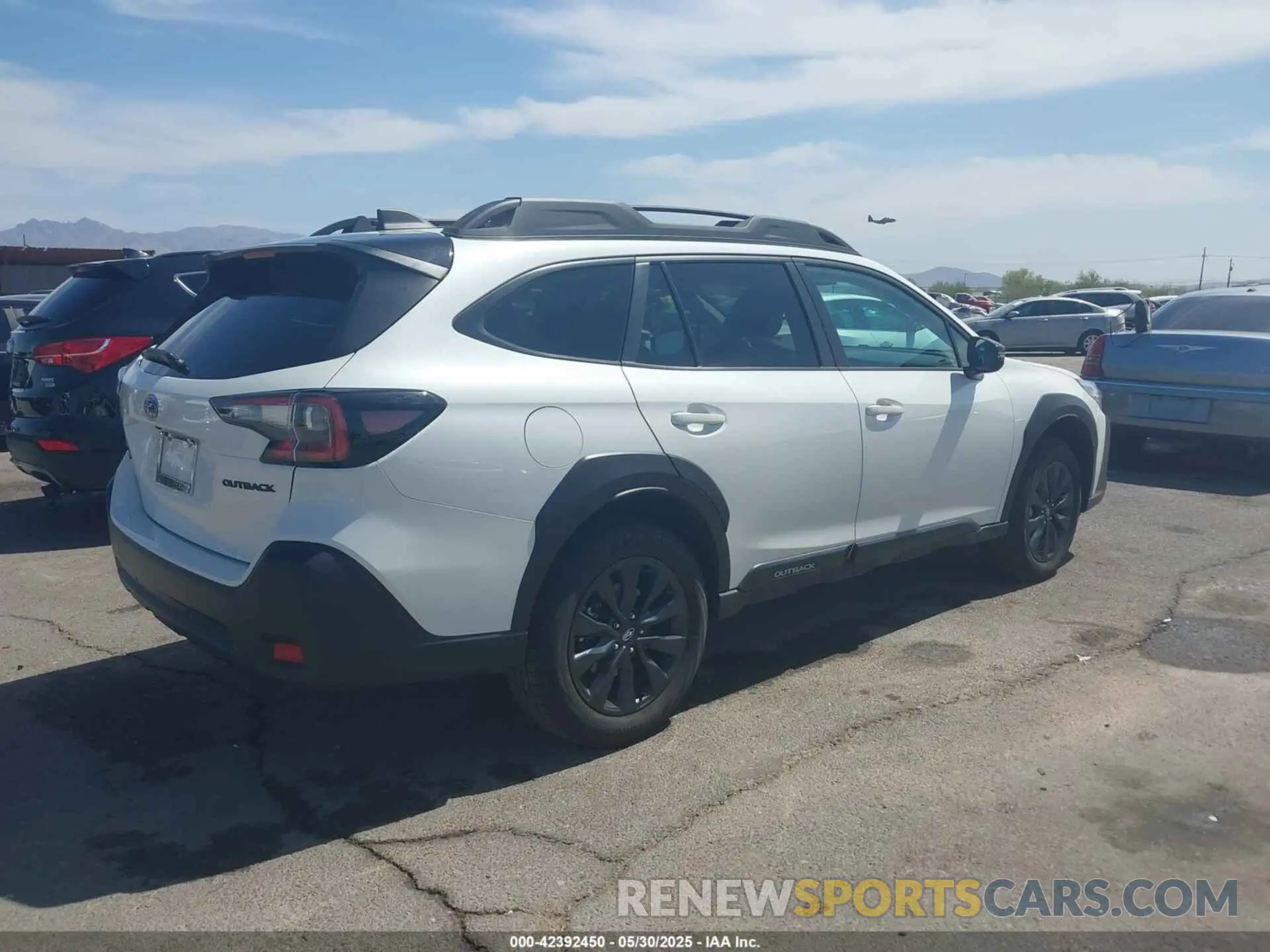 4 Photograph of a damaged car 4S4BTALC3R3279799 SUBARU OUTBACK 2024