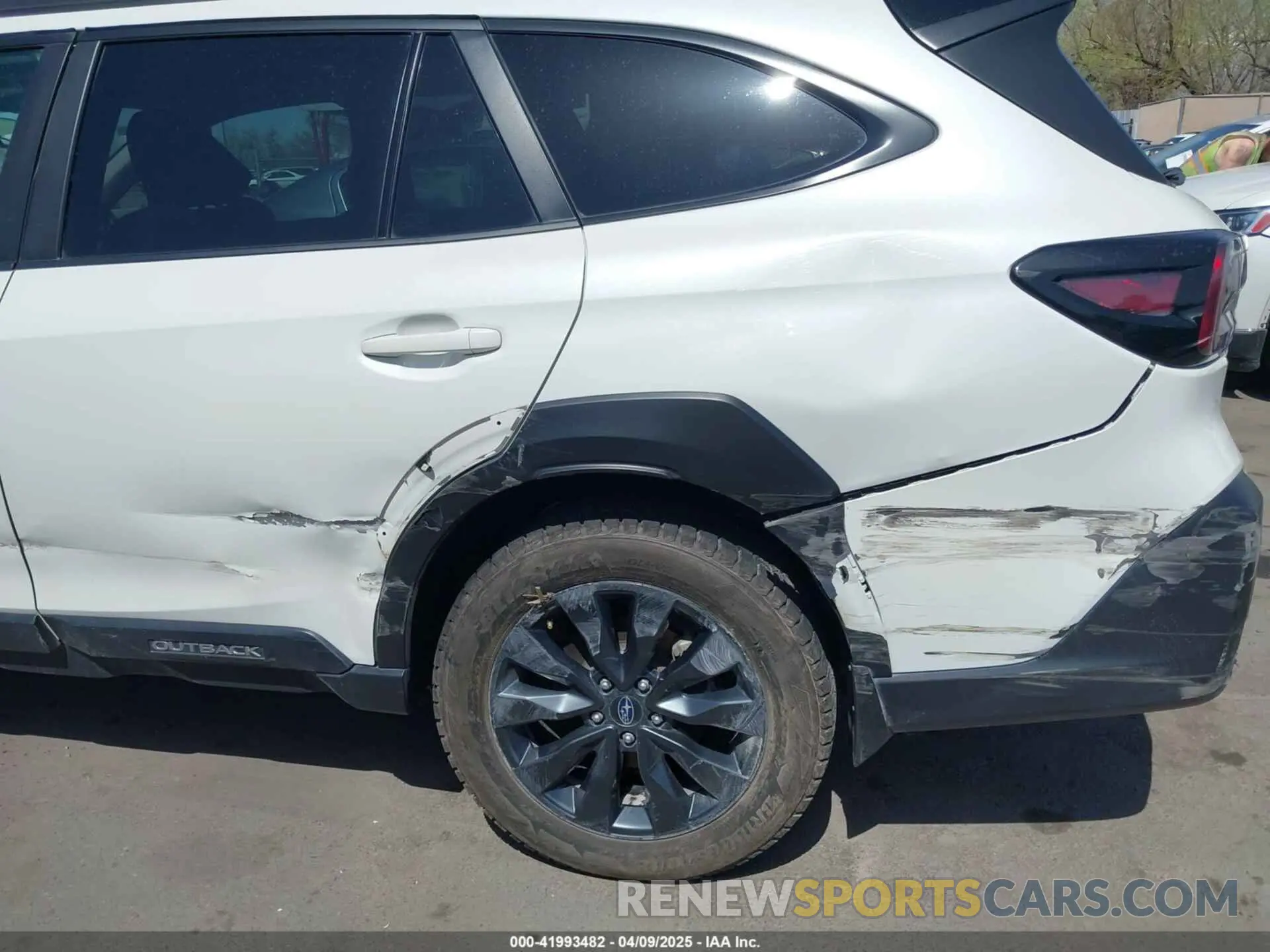 6 Photograph of a damaged car 4S4BTALC9R3137649 SUBARU OUTBACK 2024