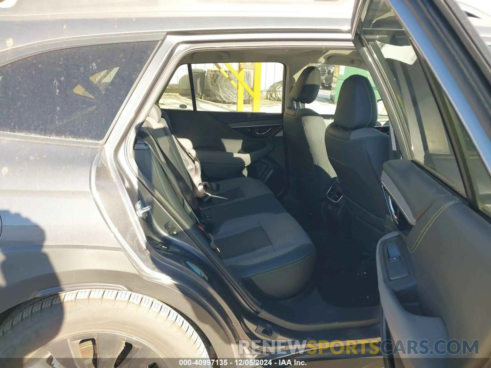 8 Photograph of a damaged car 4S4BTALCXR3284806 SUBARU OUTBACK 2024