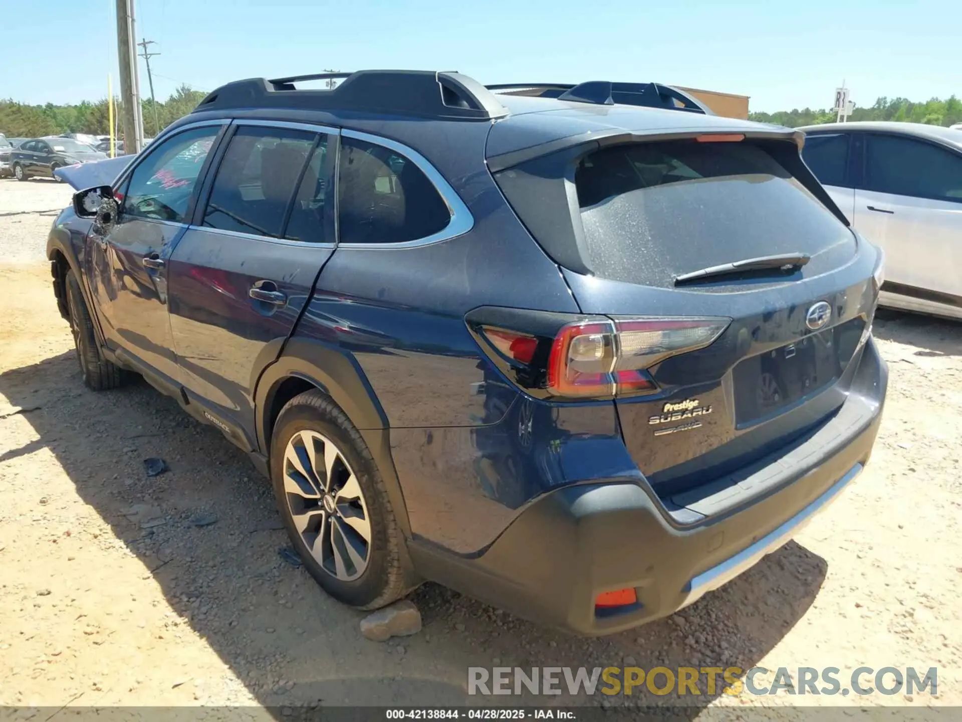 3 Photograph of a damaged car 4S4BTAMC6R3263997 SUBARU OUTBACK 2024