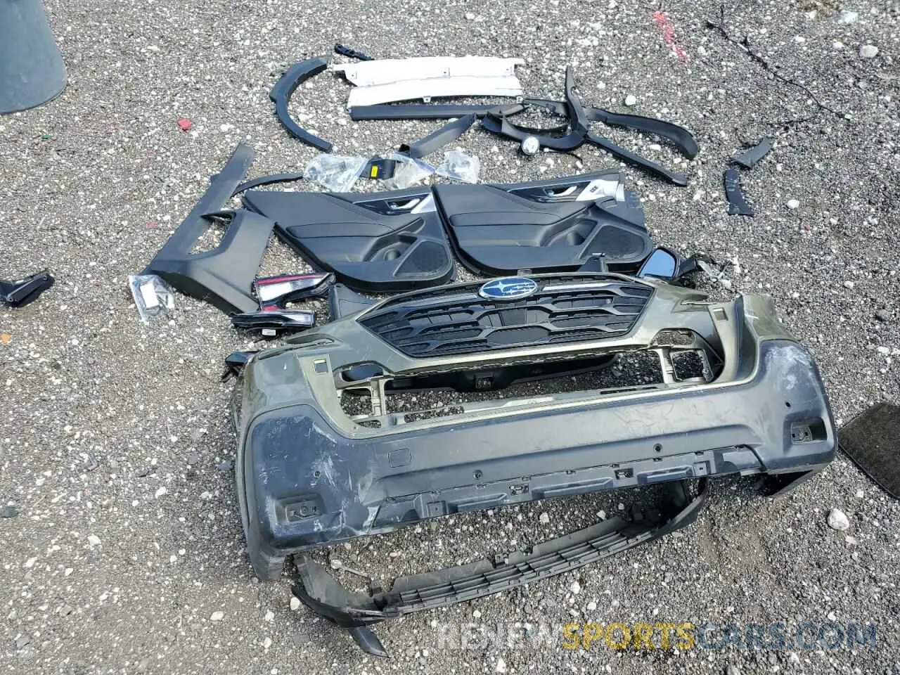 12 Photograph of a damaged car 4S4BTANC0R3301450 SUBARU OUTBACK 2024
