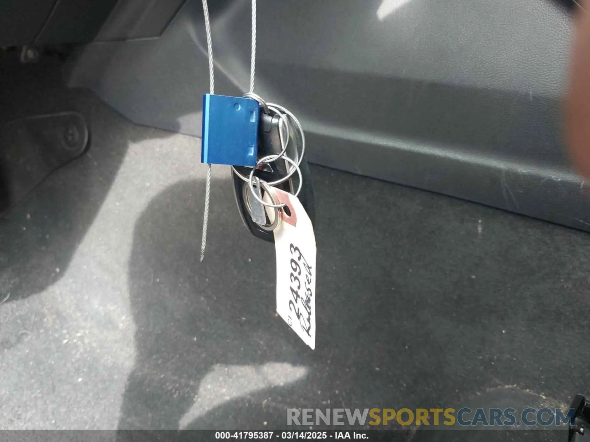 11 Photograph of a damaged car 4S4BTANC1R3100902 SUBARU OUTBACK 2024