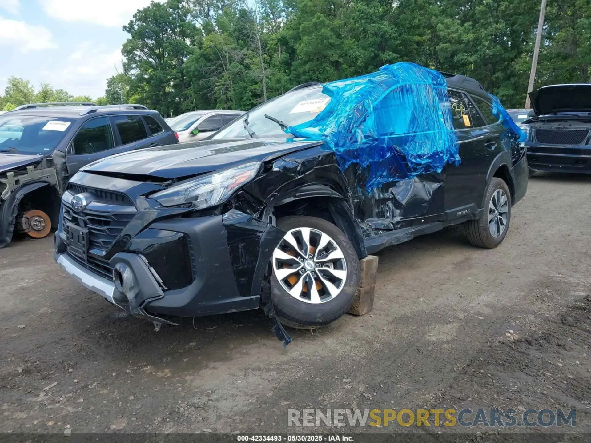 2 Photograph of a damaged car 4S4BTANC2R3224970 SUBARU OUTBACK 2024