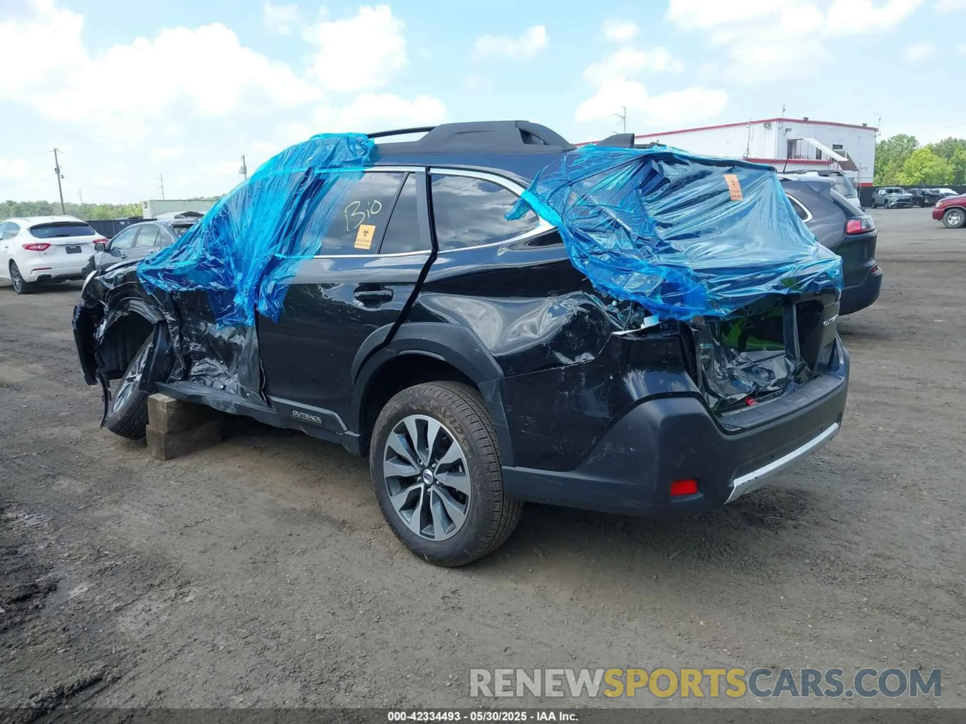 3 Photograph of a damaged car 4S4BTANC2R3224970 SUBARU OUTBACK 2024
