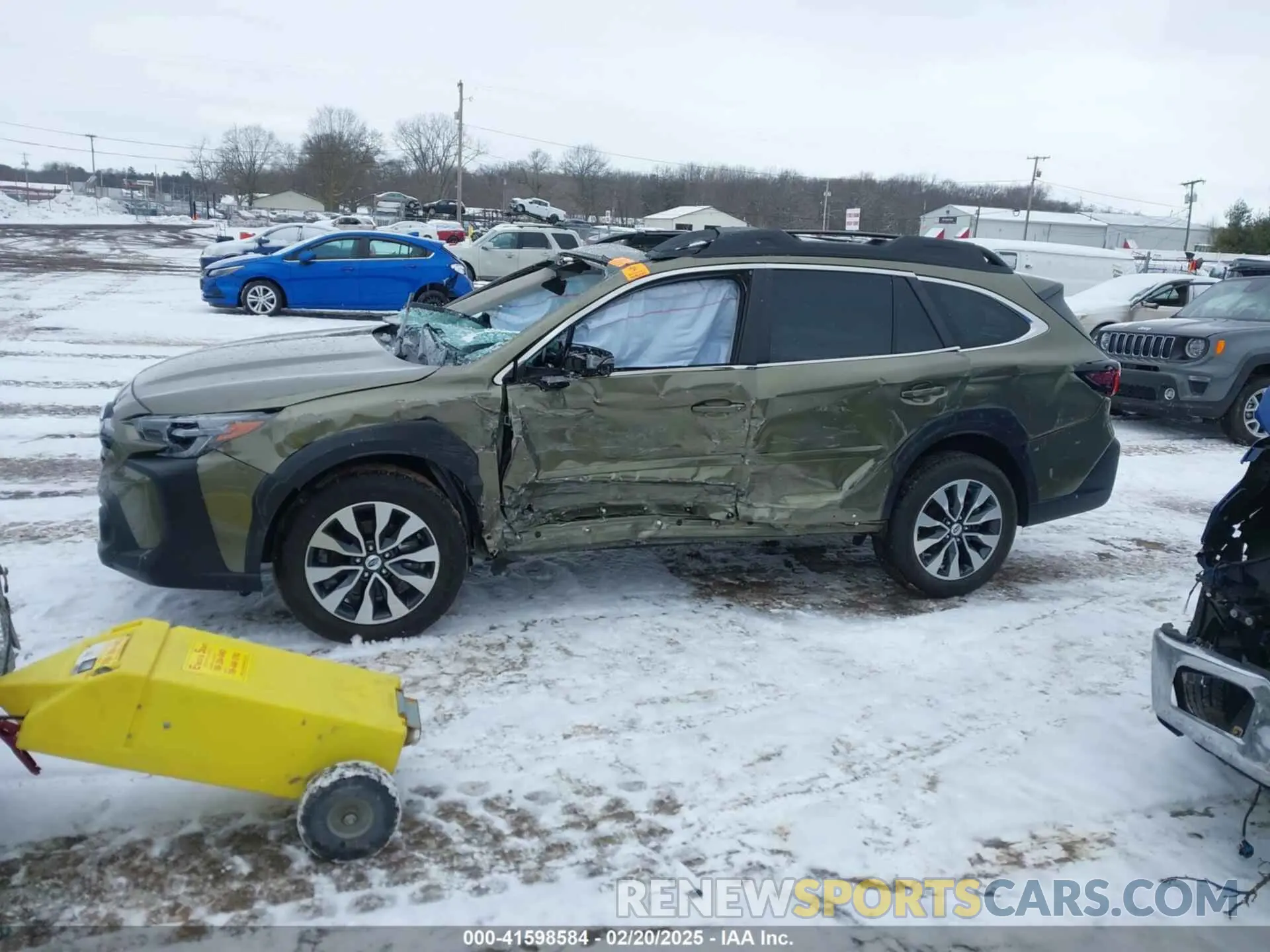 12 Photograph of a damaged car 4S4BTANC3R3146408 SUBARU OUTBACK 2024