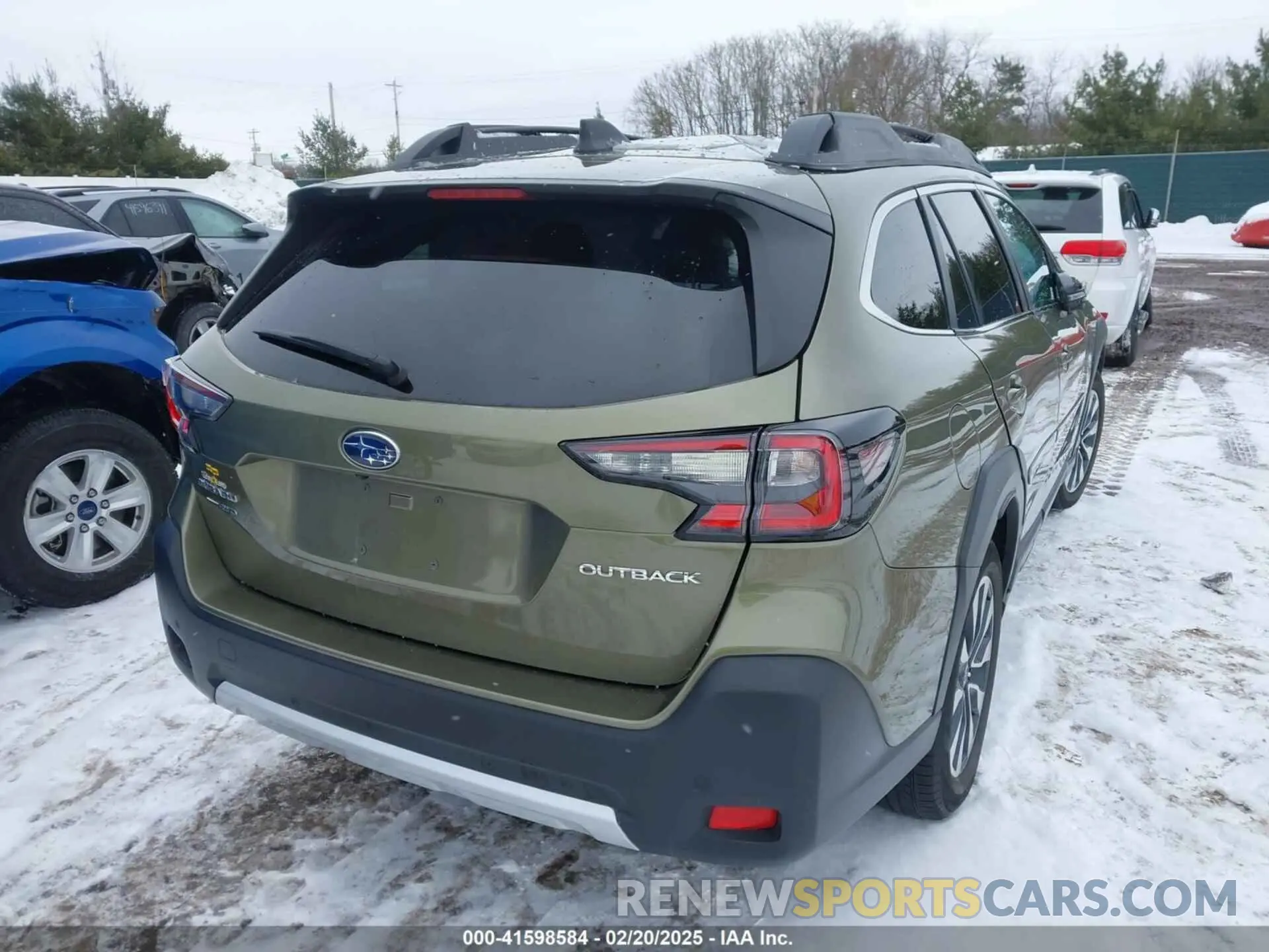 4 Photograph of a damaged car 4S4BTANC3R3146408 SUBARU OUTBACK 2024
