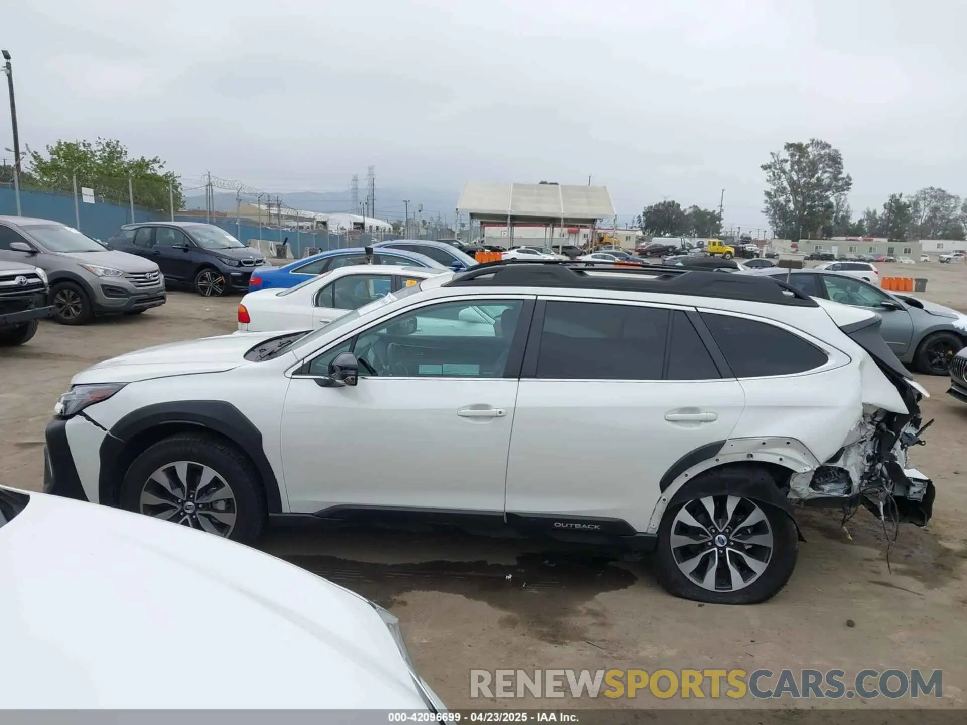 15 Photograph of a damaged car 4S4BTANC3R3183376 SUBARU OUTBACK 2024