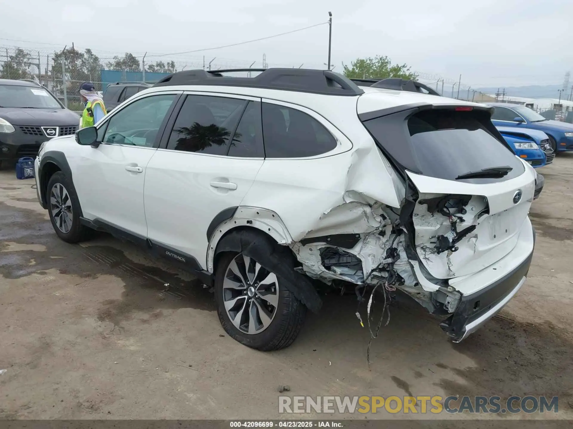 3 Photograph of a damaged car 4S4BTANC3R3183376 SUBARU OUTBACK 2024
