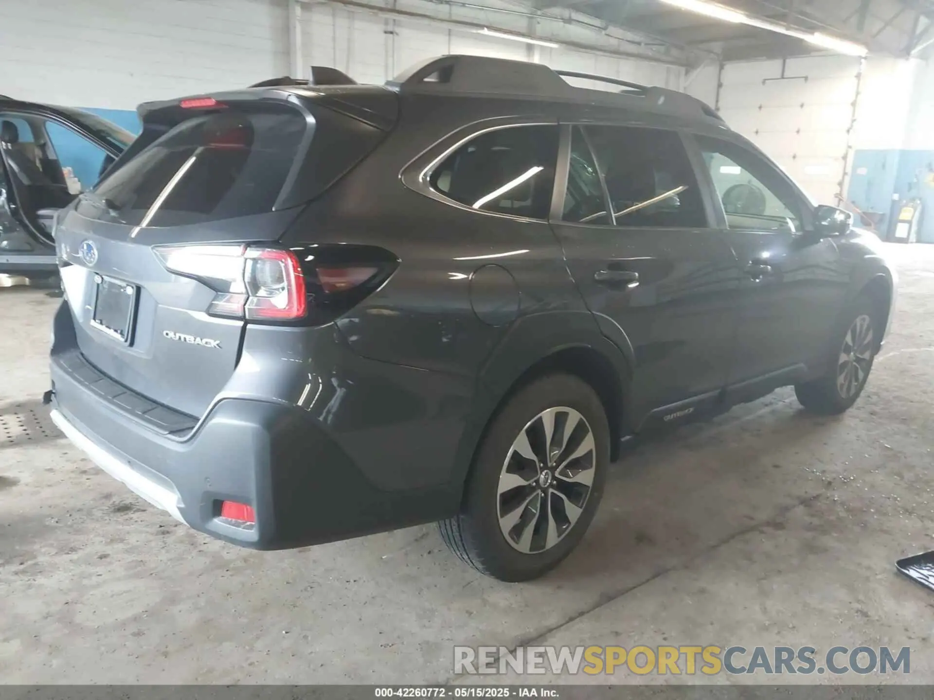 4 Photograph of a damaged car 4S4BTANC3R3197620 SUBARU OUTBACK 2024