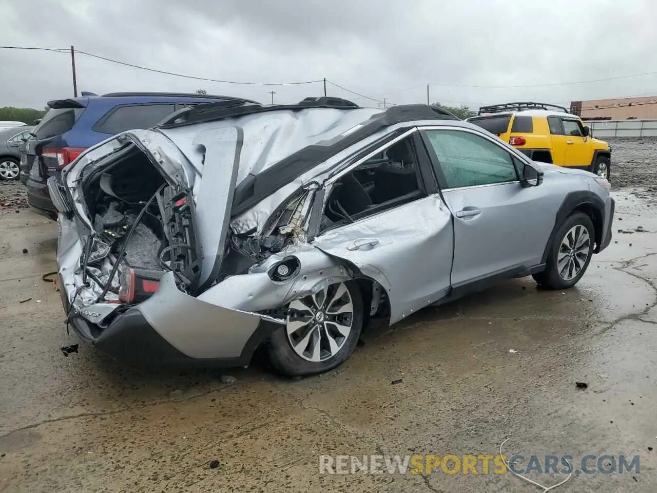 3 Photograph of a damaged car 4S4BTANC5R3132977 SUBARU OUTBACK 2024