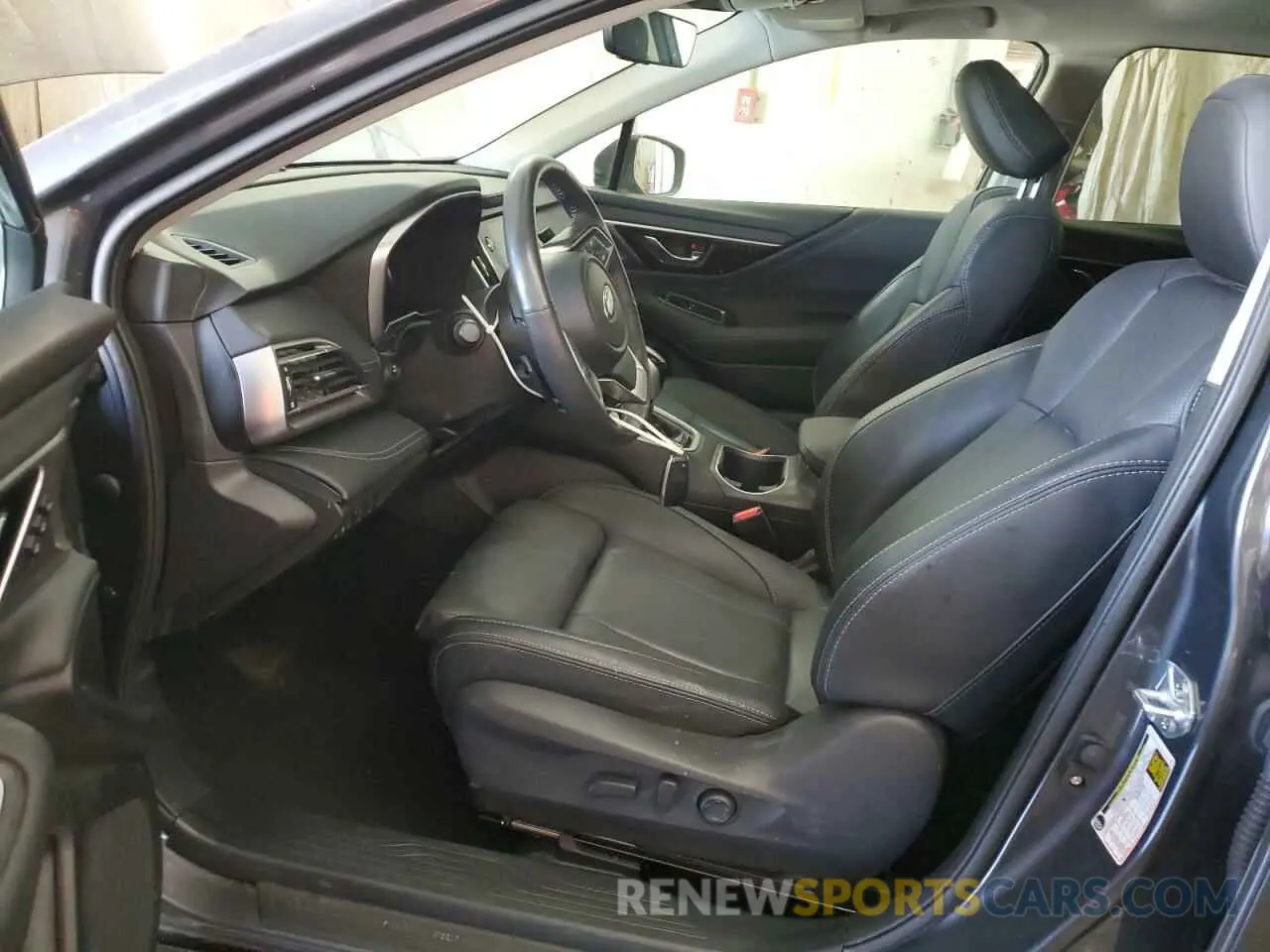 7 Photograph of a damaged car 4S4BTANC5R3175876 SUBARU OUTBACK 2024