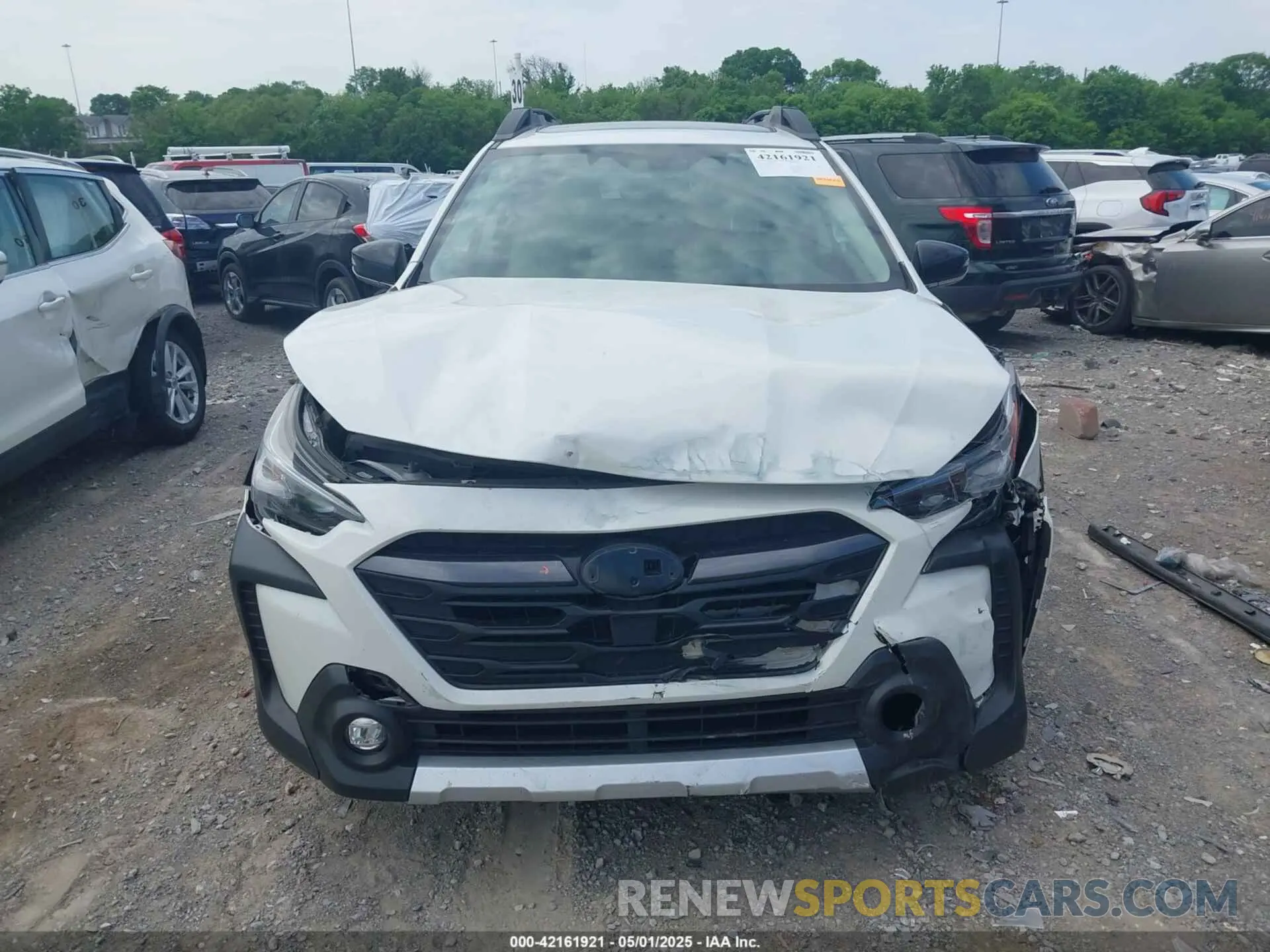 12 Photograph of a damaged car 4S4BTANC6R3194470 SUBARU OUTBACK 2024