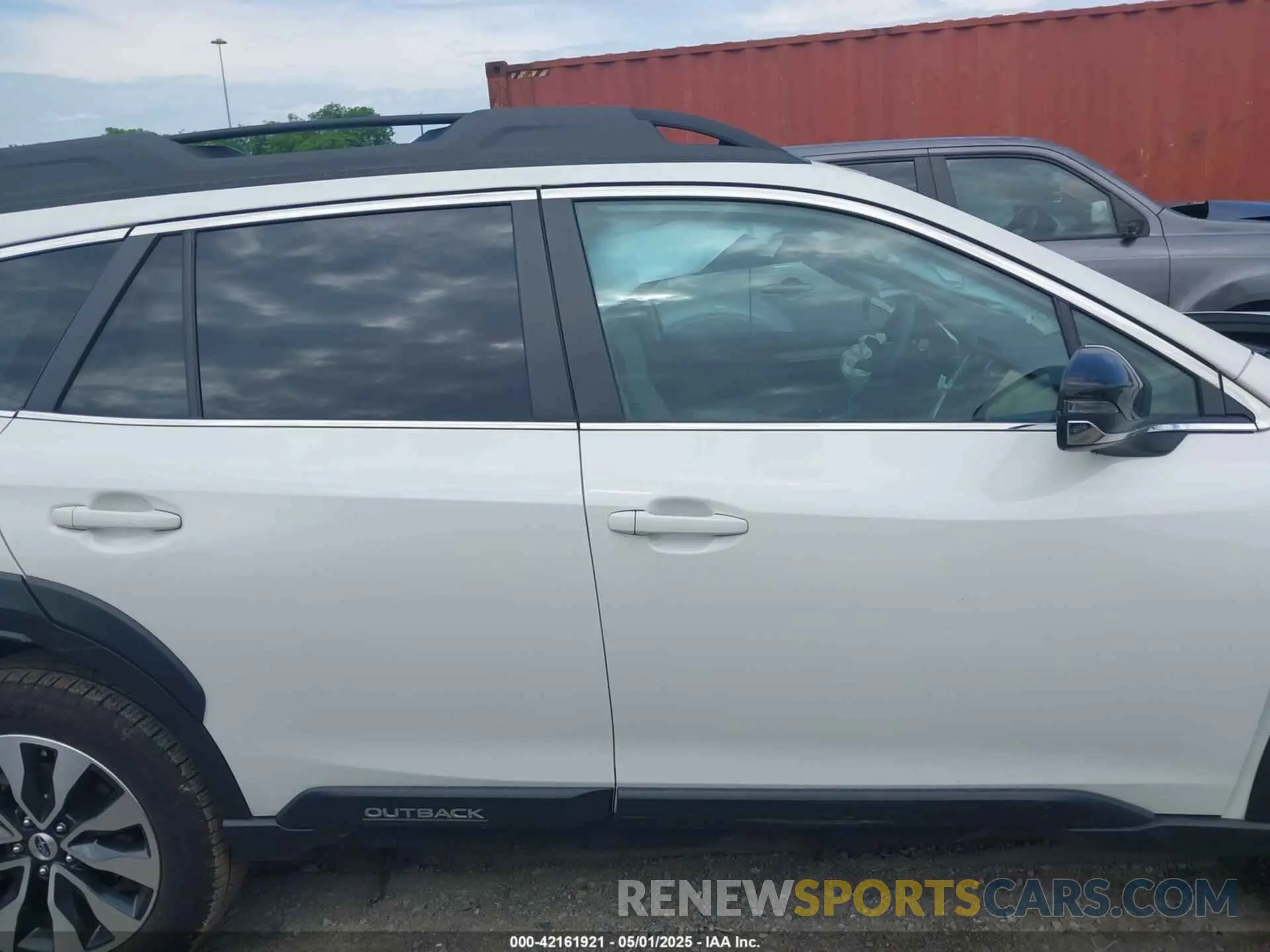 13 Photograph of a damaged car 4S4BTANC6R3194470 SUBARU OUTBACK 2024