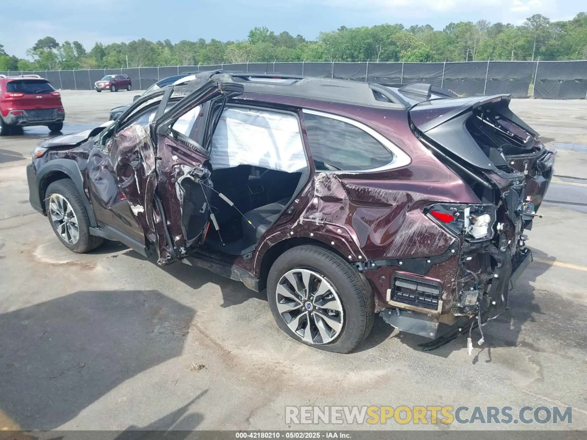 3 Photograph of a damaged car 4S4BTANC7R3283366 SUBARU OUTBACK 2024