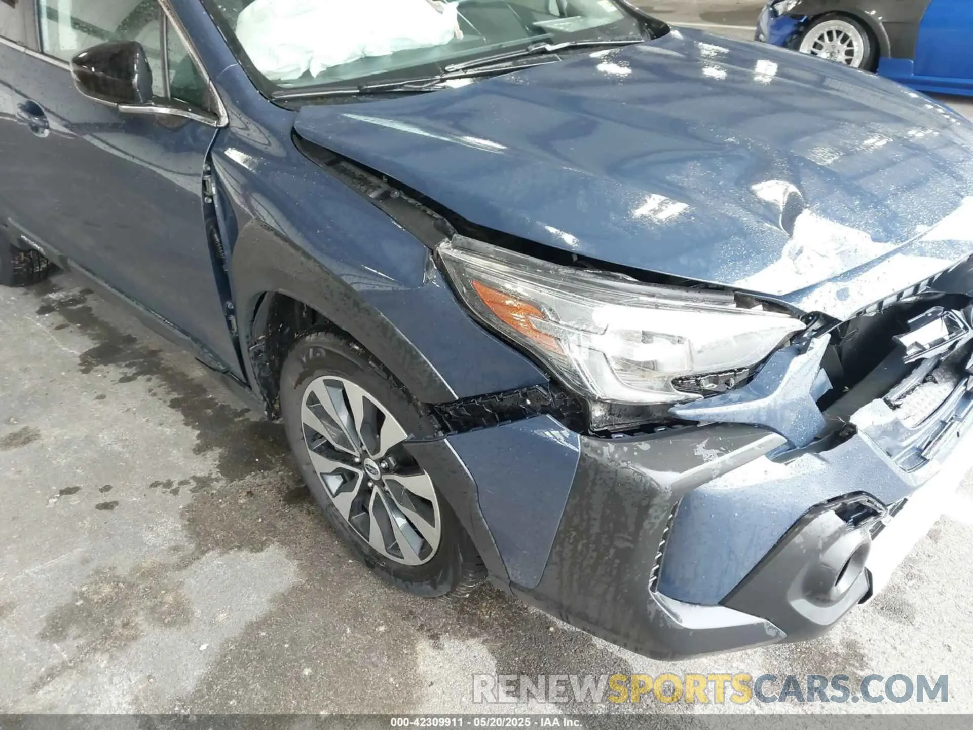 17 Photograph of a damaged car 4S4BTANCXR3138936 SUBARU OUTBACK 2024